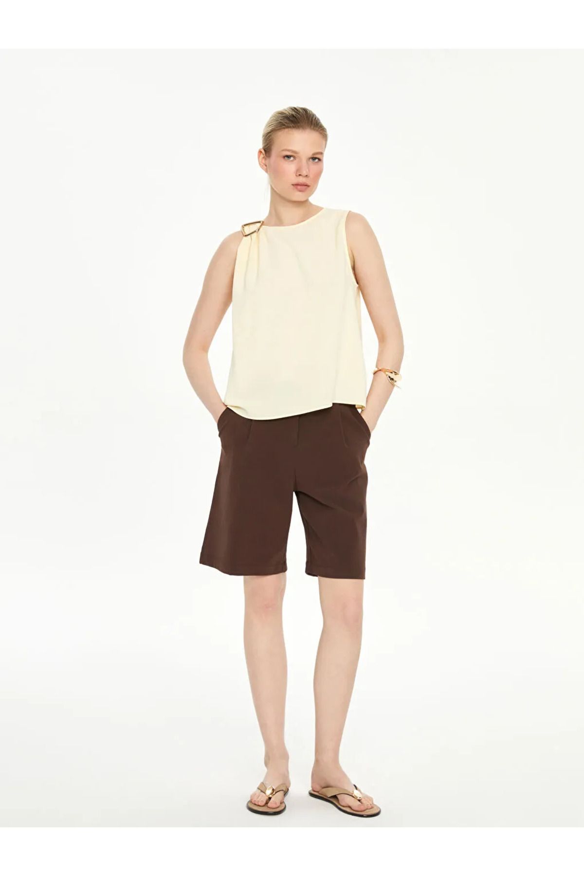 LC Waikiki LCW Vision Kahverengi Loose Fit Kadın Şort