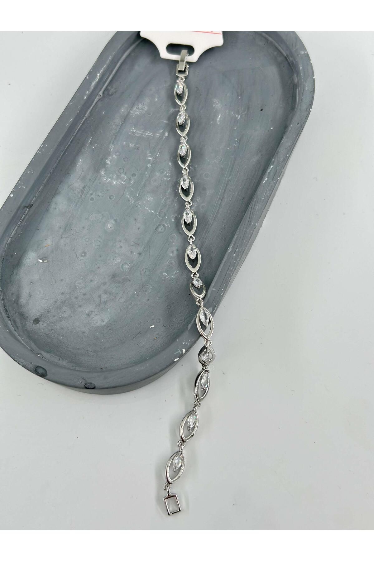 miyle VIP Silver Bileklik // BILEK-4757