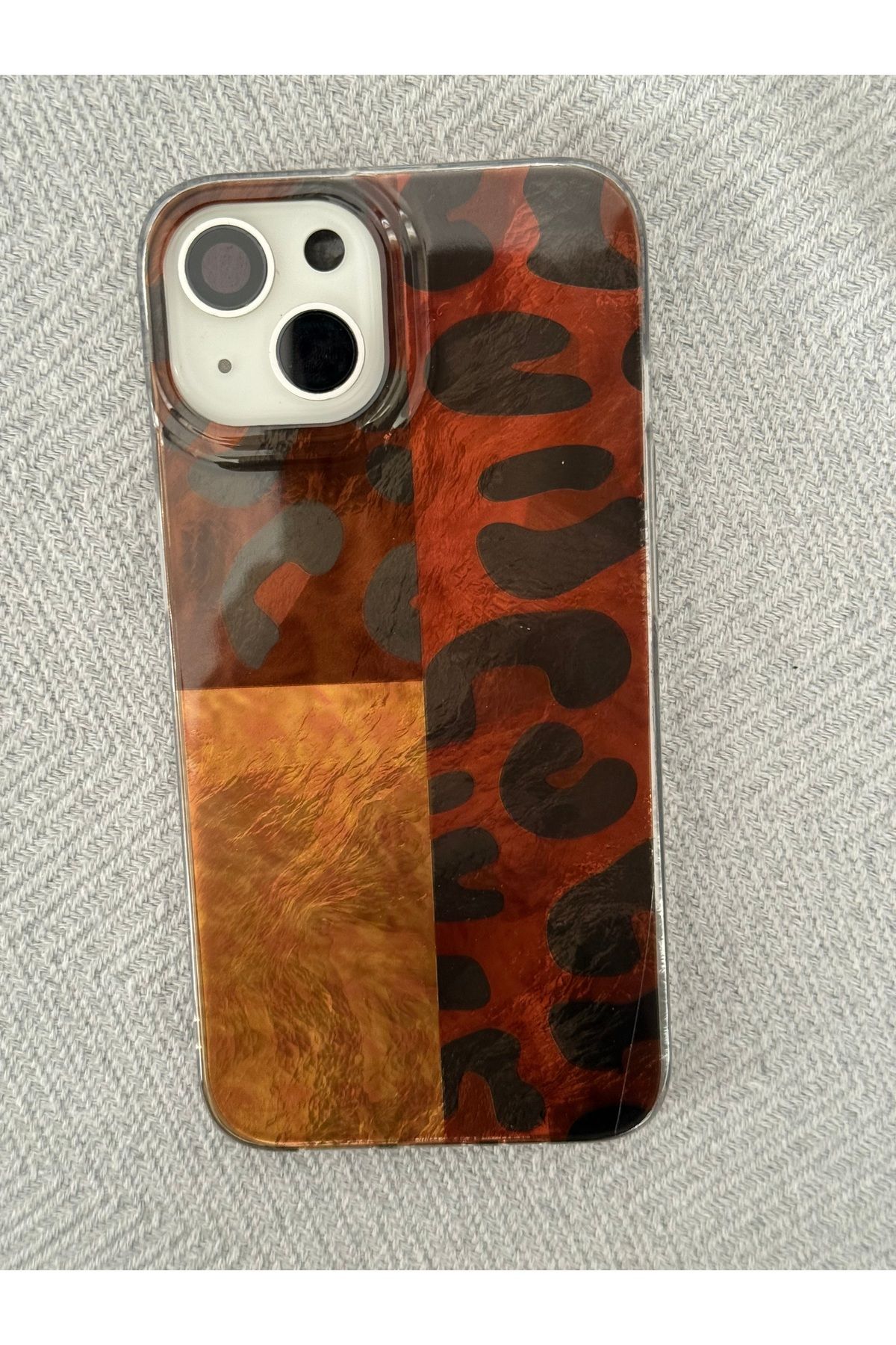 FİŞNEİLETİŞİM İPHONE 15 UYUMLU DESENLİ LEOPARLI KILIF 2