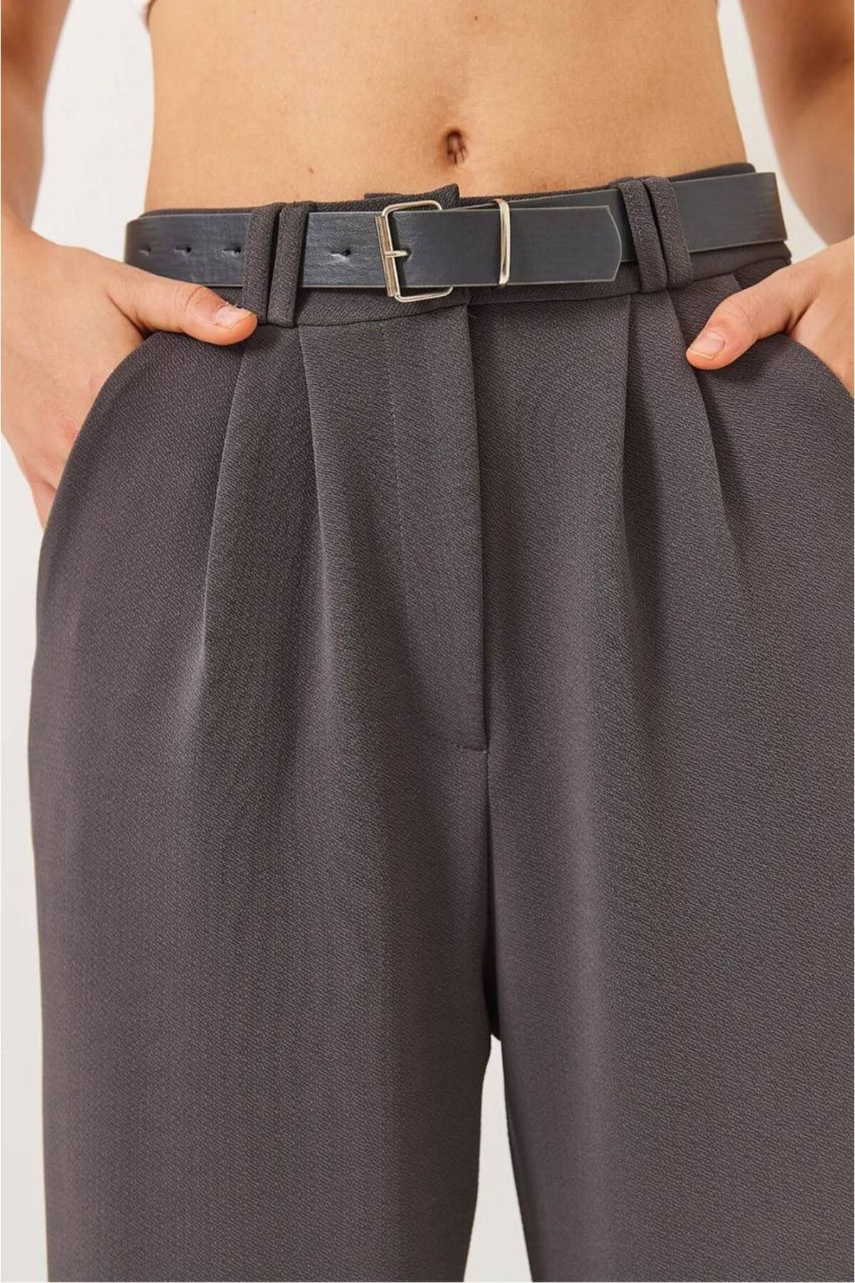 MetuCA Kadın Yüksek Bel Oversize Bol Kesim Pileli Kemerli Palazzo İthal Krep Kumaş Pantolon,