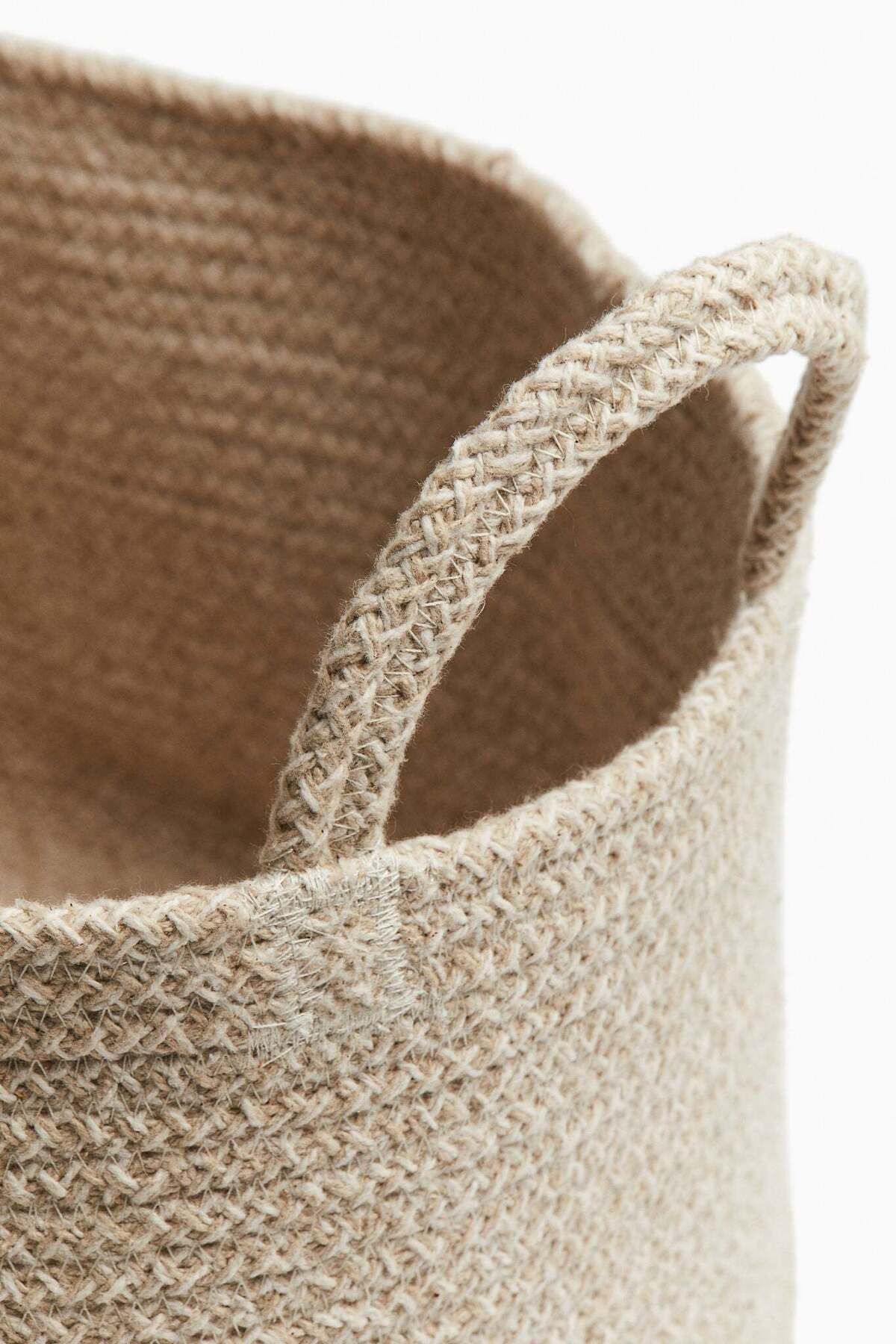 H&M-Extra-large low storage basket 3