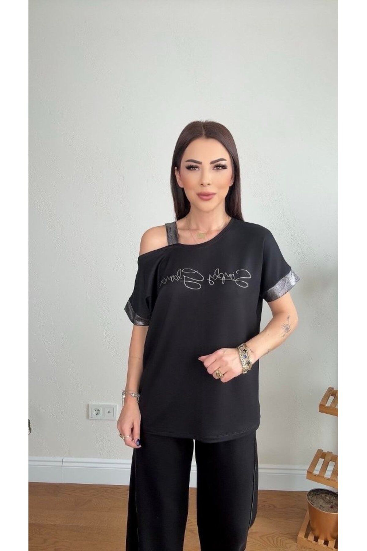velmorafashion Kadın Kristal Kumaş Omuz Dekolteli Siyah Takım