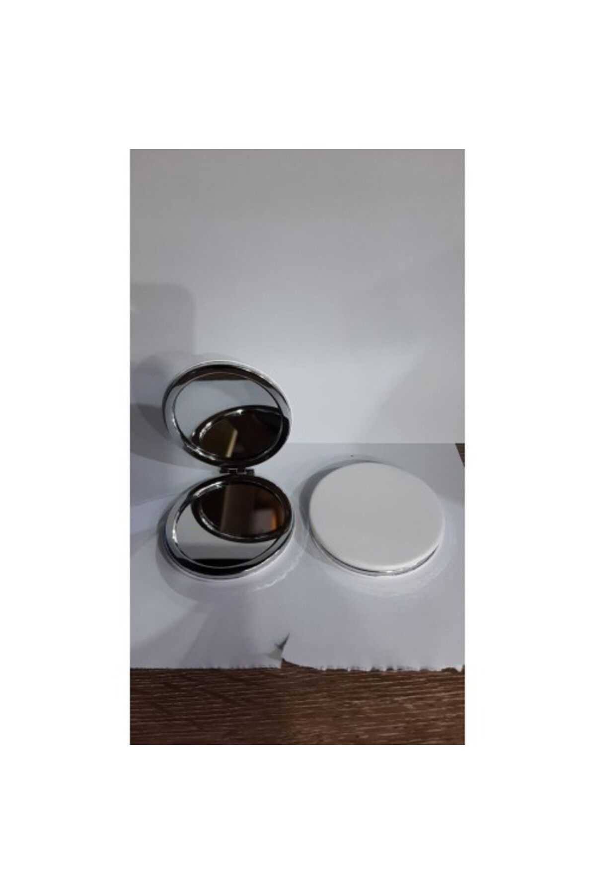 Shop58 Beyaz Renk Büyüteçli Cep Aynası Yuvarlak