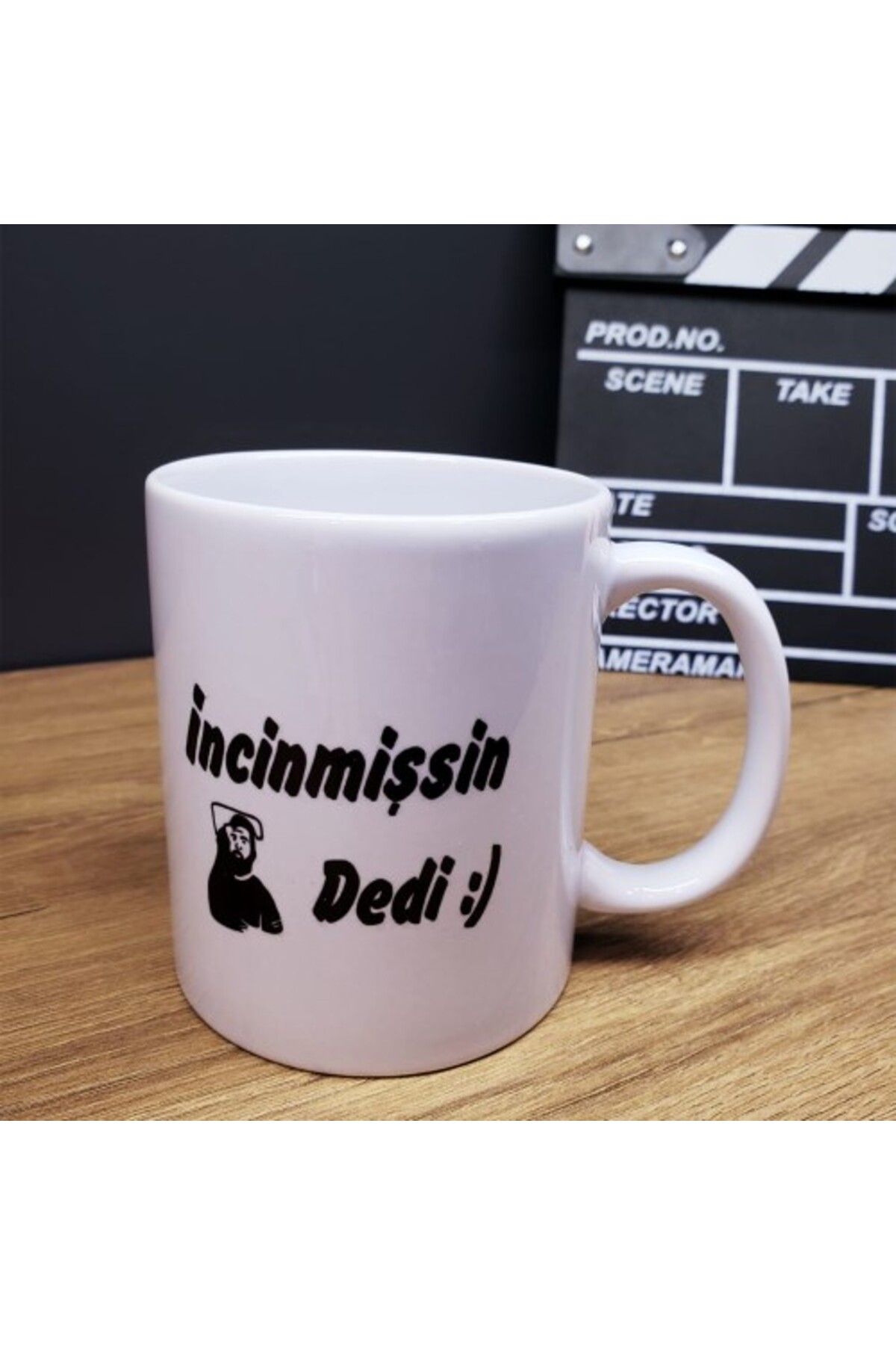 Shop58 İncinmişsin Dedi Tasarımlı Kupa Bardak
