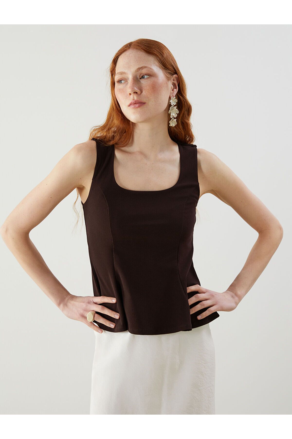 LC Waikiki Kare Yaka Peplum Bluz