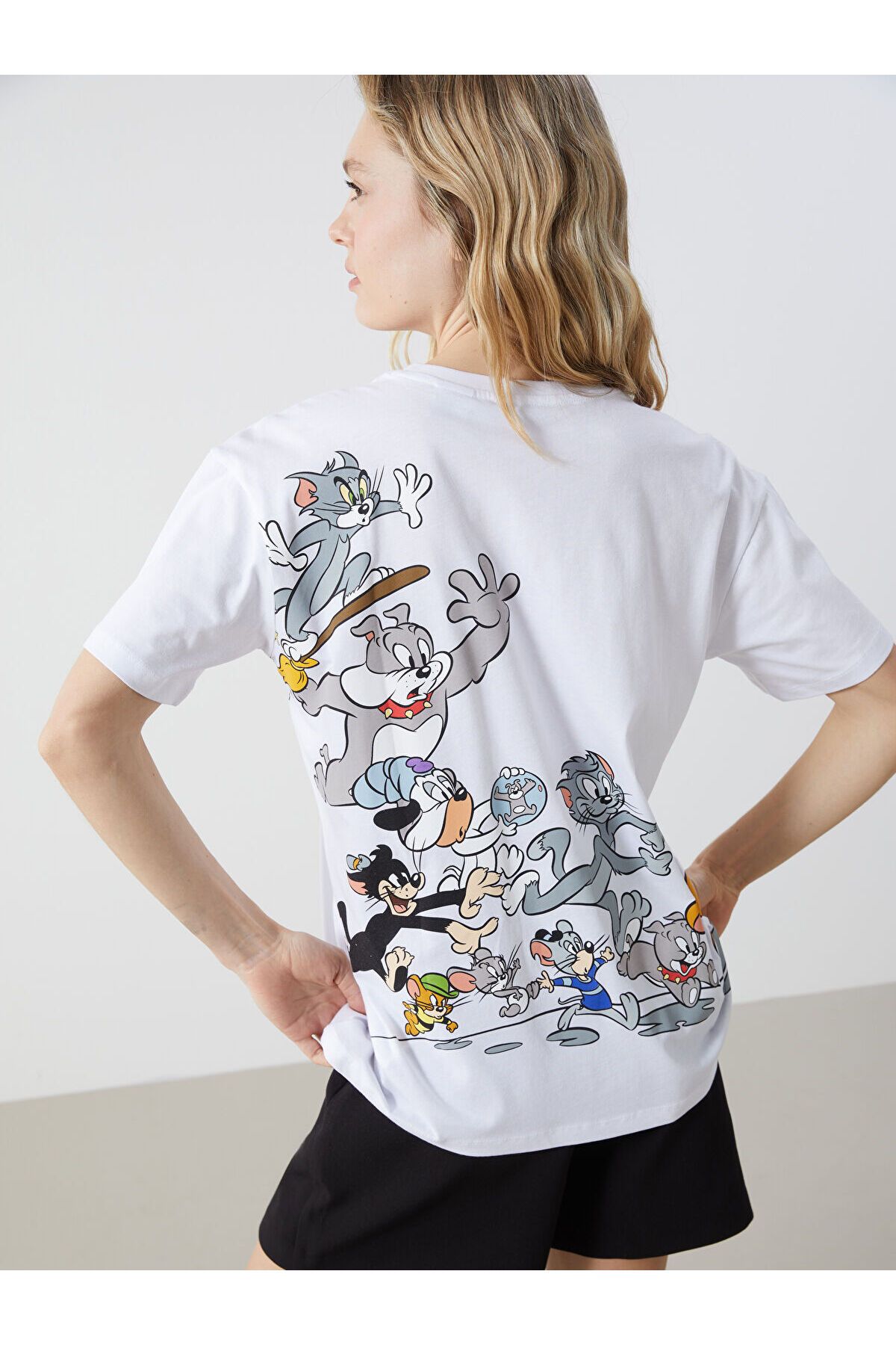 LC Waikiki Bisiklet Yaka Tom & Jerry Baskılı Kadın Tişört