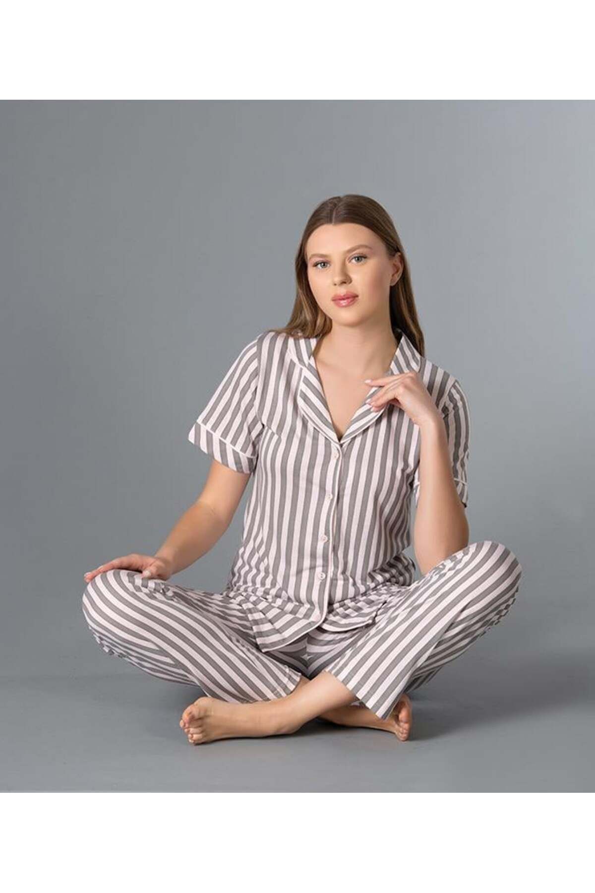 Alperi BOYDAN DÜĞMELİ KISA KOL ÇİZGİLİ PİJAMA TAKIMI MEVSİMLİK VİSKON APERİ 780-37