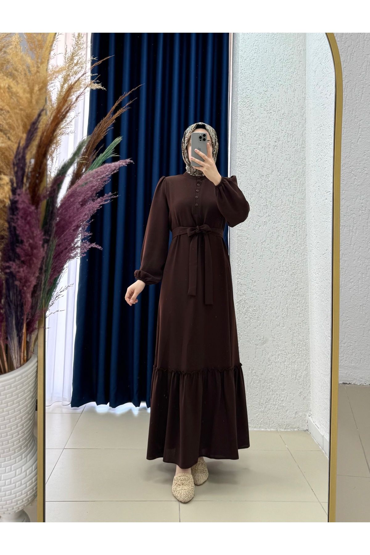 Ebrar Store Vesira Göğüs Düğme Detaylı Etek Fırfırlı Krep Elbise-PA9215 Kahve