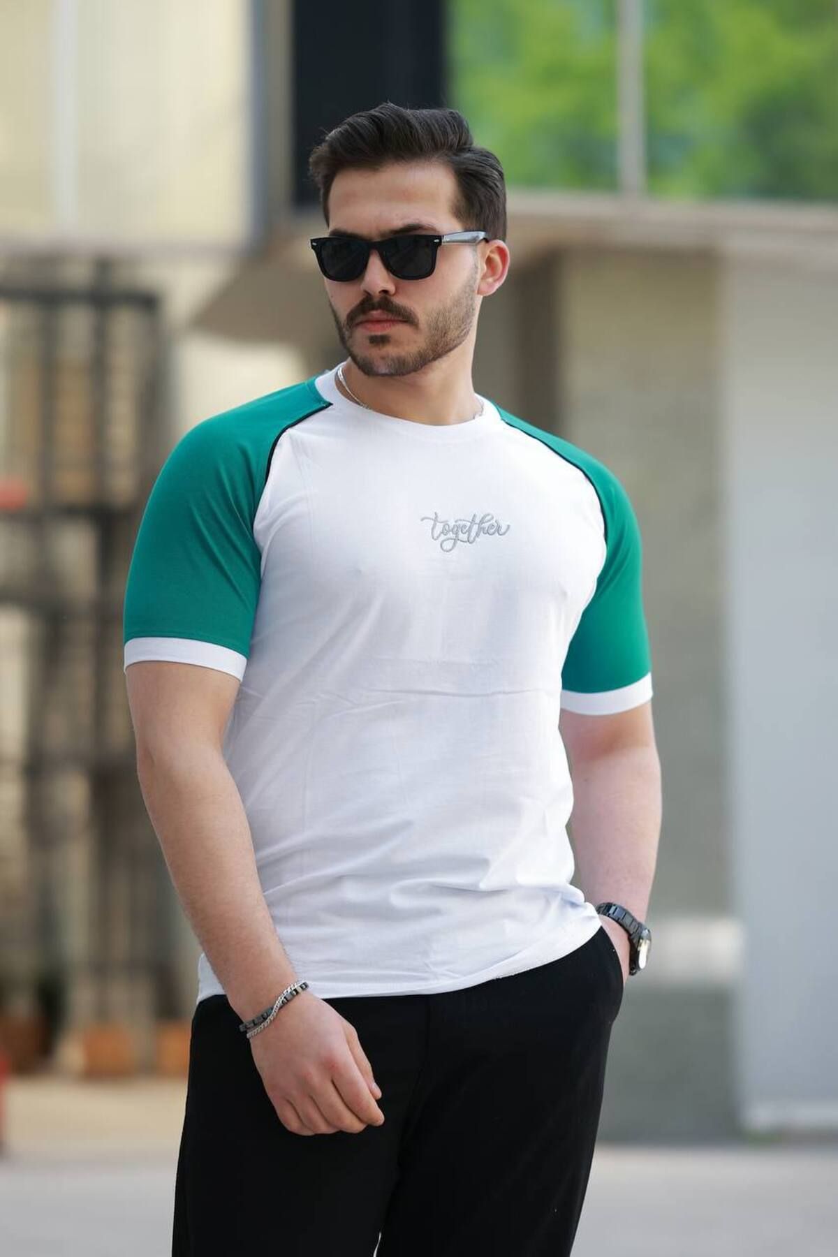 OTAKU Together Nakışlı Arabiye Parçalı T-shirt