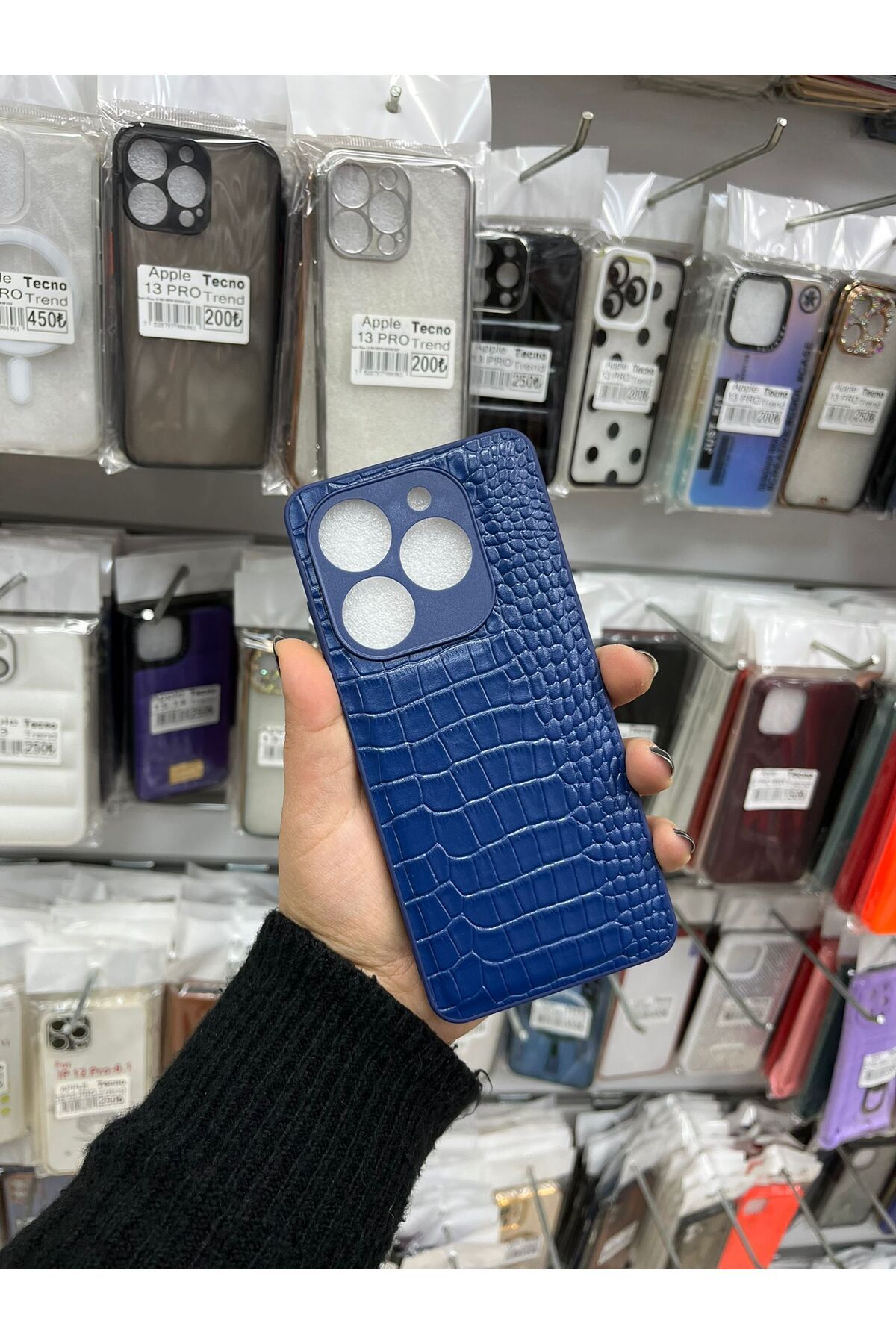 TECNOTREND İNFİNİX SMART 8 Dokulu Yüzey Çekmeye Dayanıklı Cep Telefon Kılıfı Pu Deri Kaplamalı Yumuşak