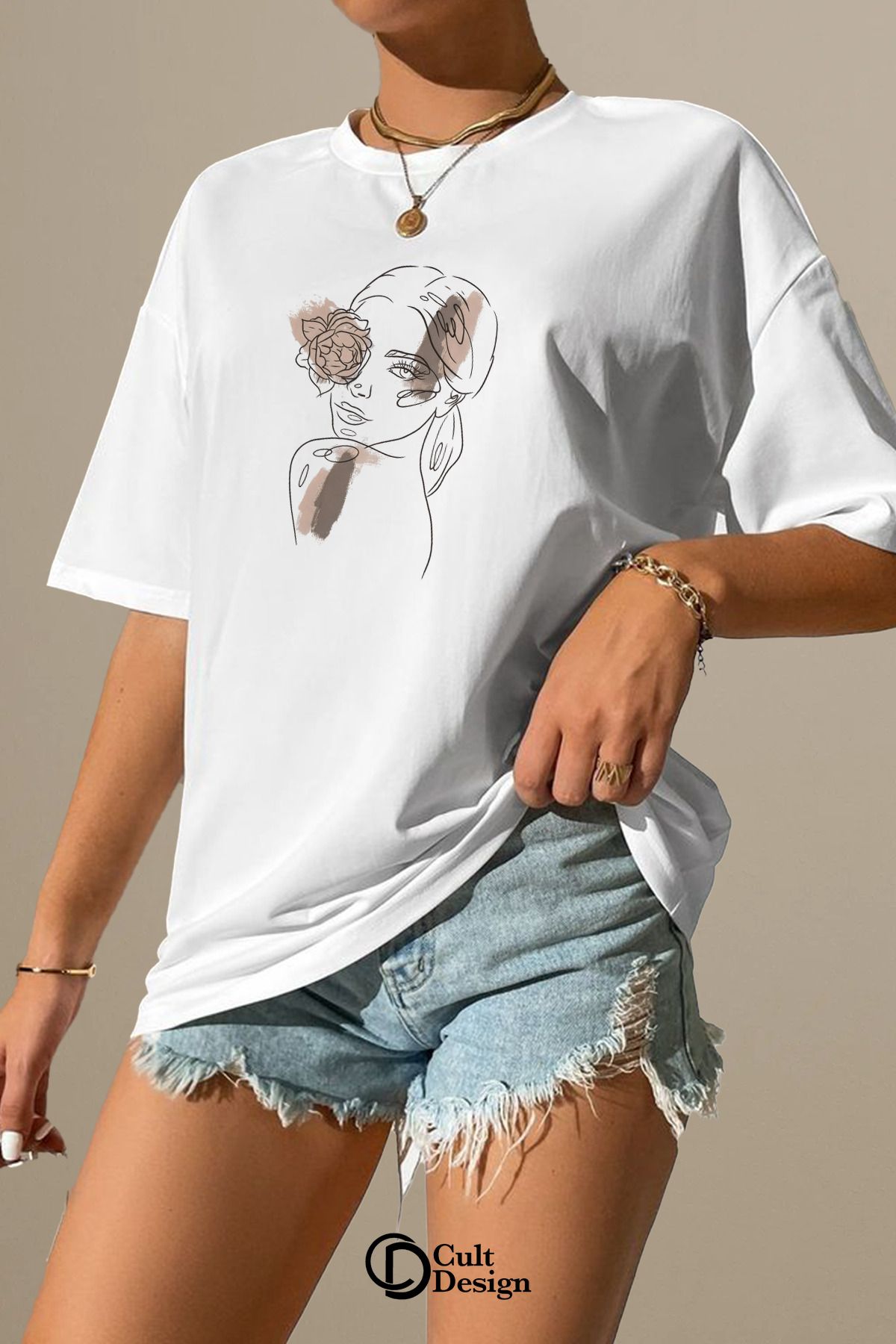 CULTDESİGN Çizgisel KADIN Özel Premium Baskılı Basic, Organik Pamuklu, Bisiklet Yaka T-Shirt