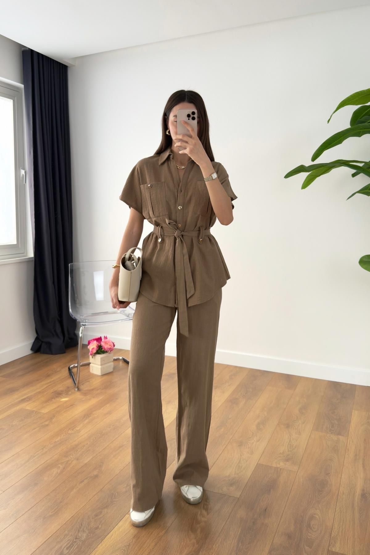 My Blog Kahverengi Düğmeli Kuşaklı Bluz Pantolon Takım - 7207