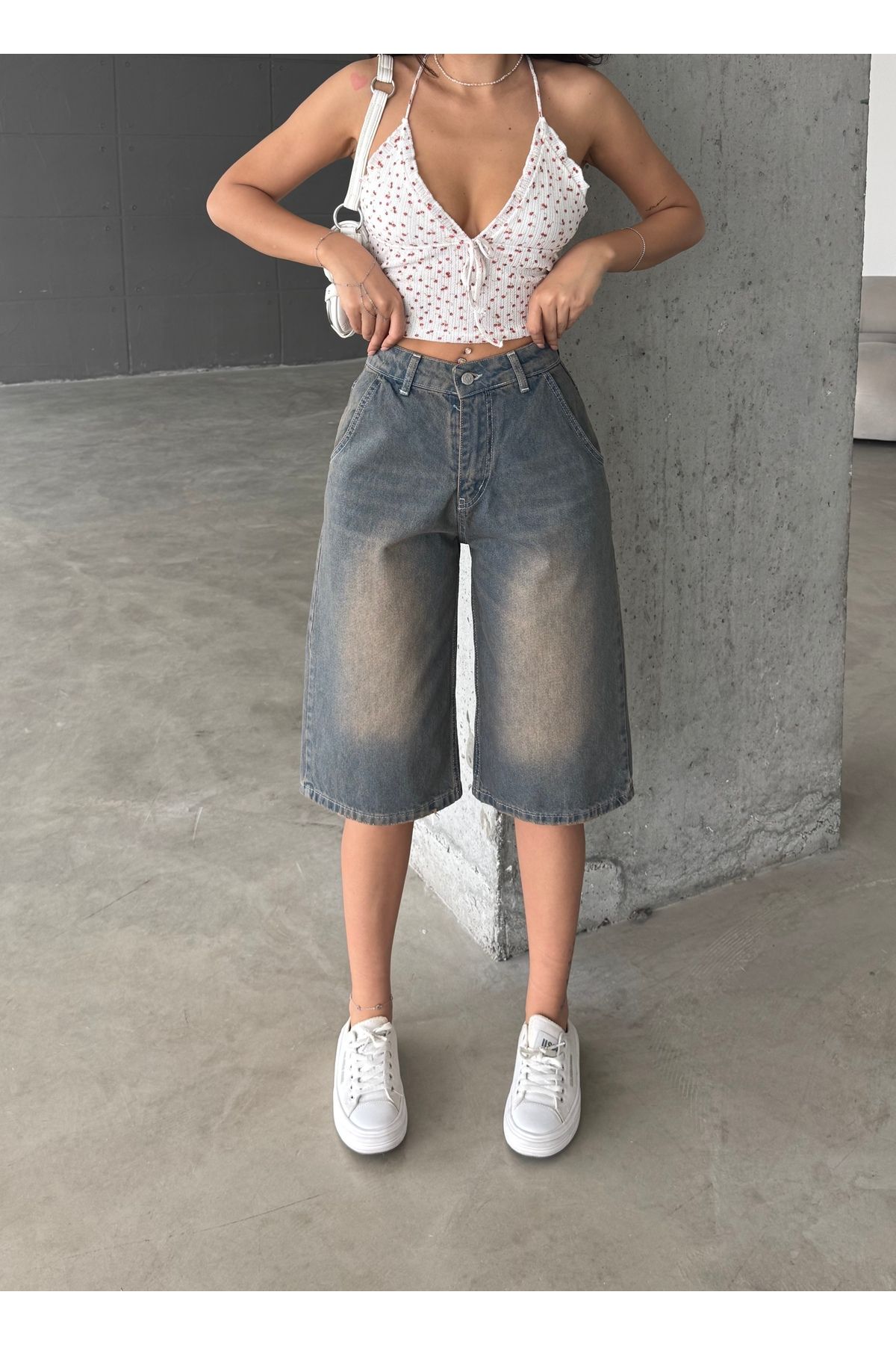 Swet Shop Jeans Kadın Yüksek Bel Soluk Efektli Vintage Bol Kesim Geniş Paça Baggy Denim Bermuda Şort