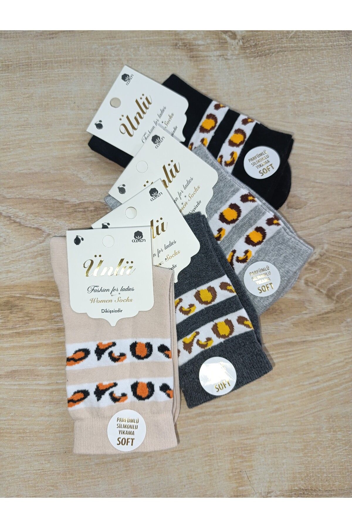 ÜNLÜ ÇORAP COTON LEOPAR DESEN DİKİŞSİZ 4 ÇİFT
