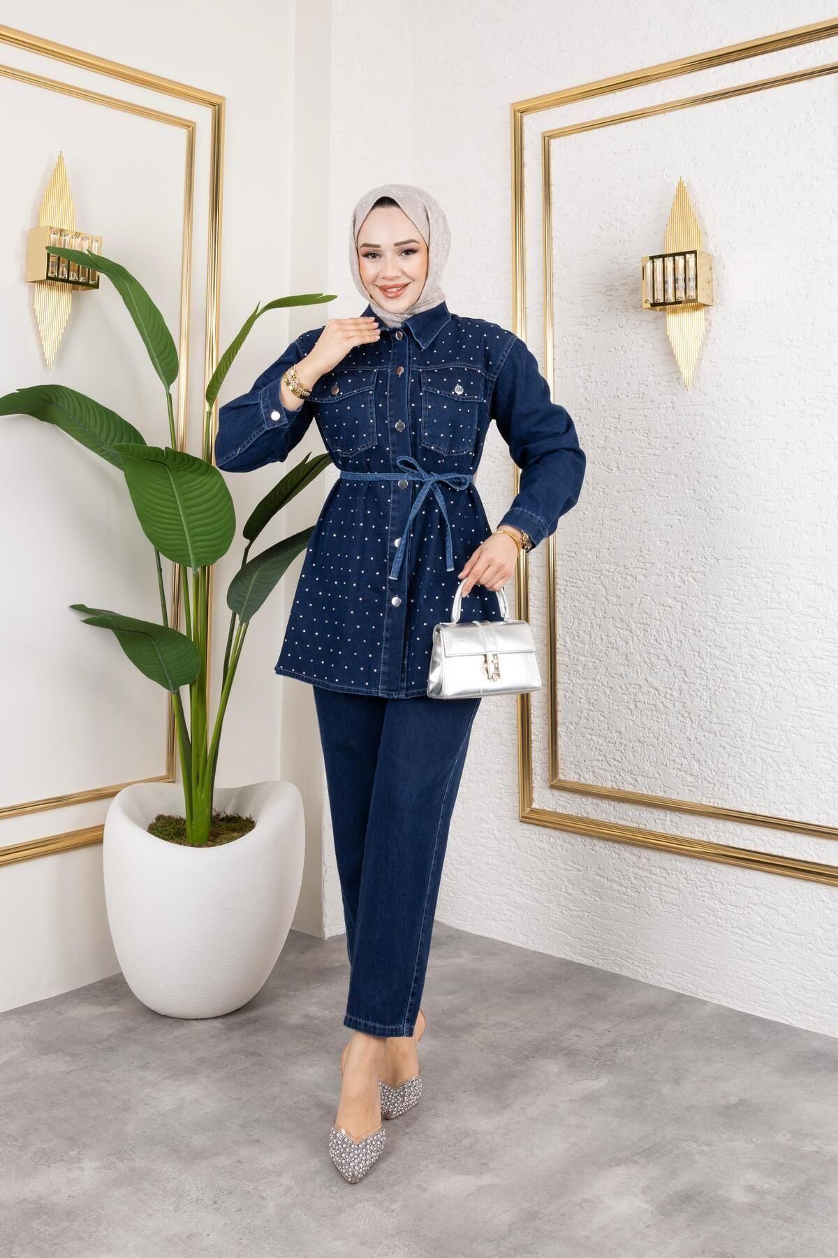 complete the look image