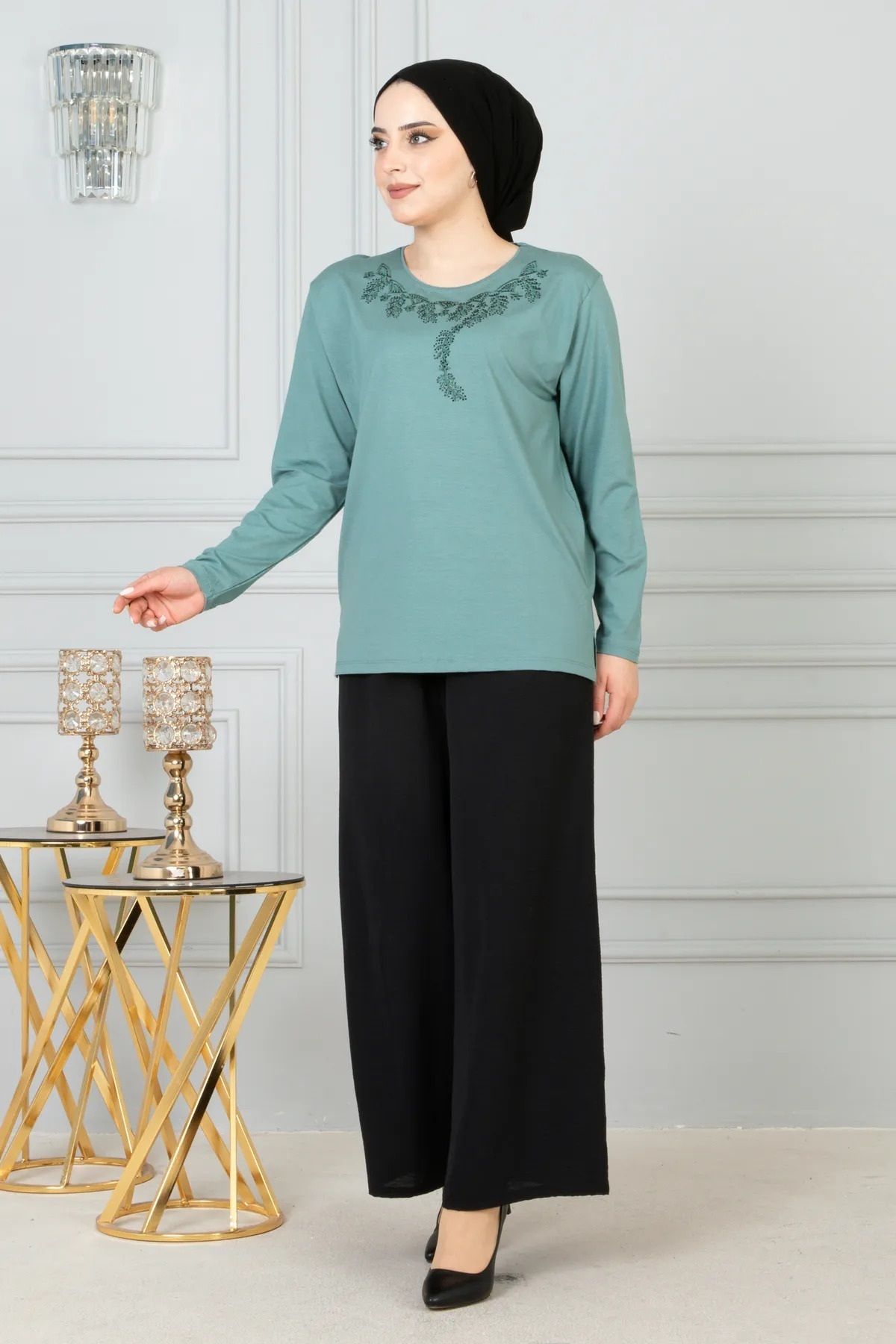 LİFERA Lifera İşleme Detaylı Penye Anne Bluzu