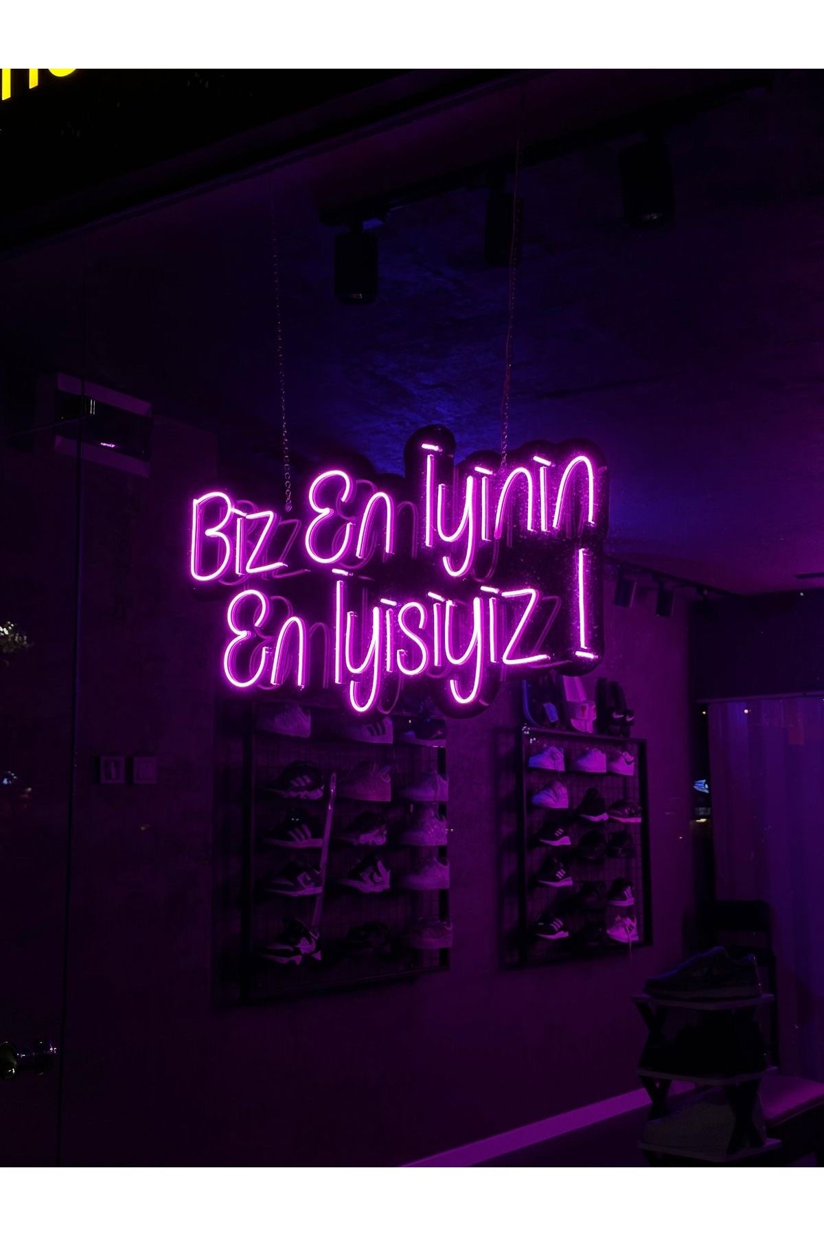 LUCENTRA NEON Biz en iyinin en iyisiyiz Neon Led