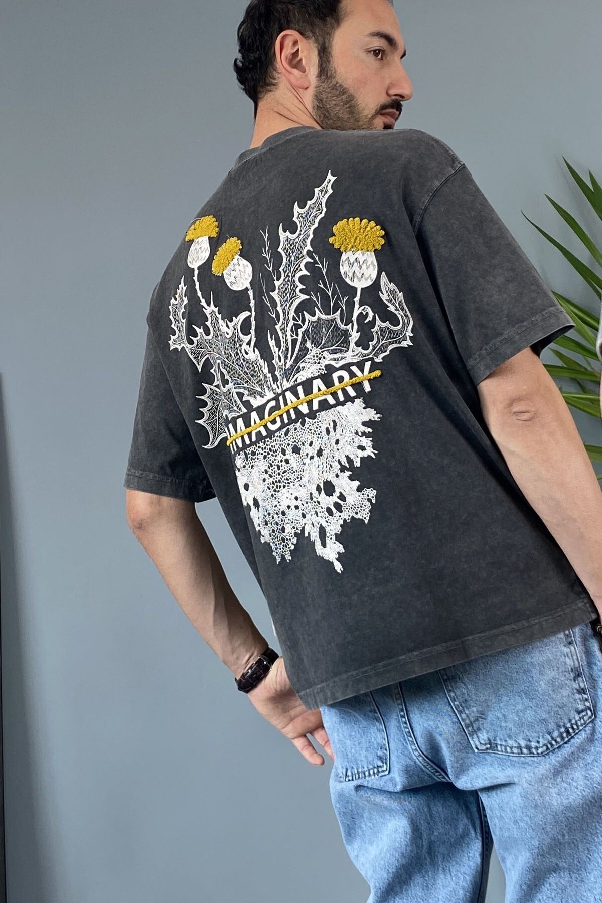 Alışveriş Sokağı Bisiklet Yaka Imaginary Yıkamalı Oversize Tişört