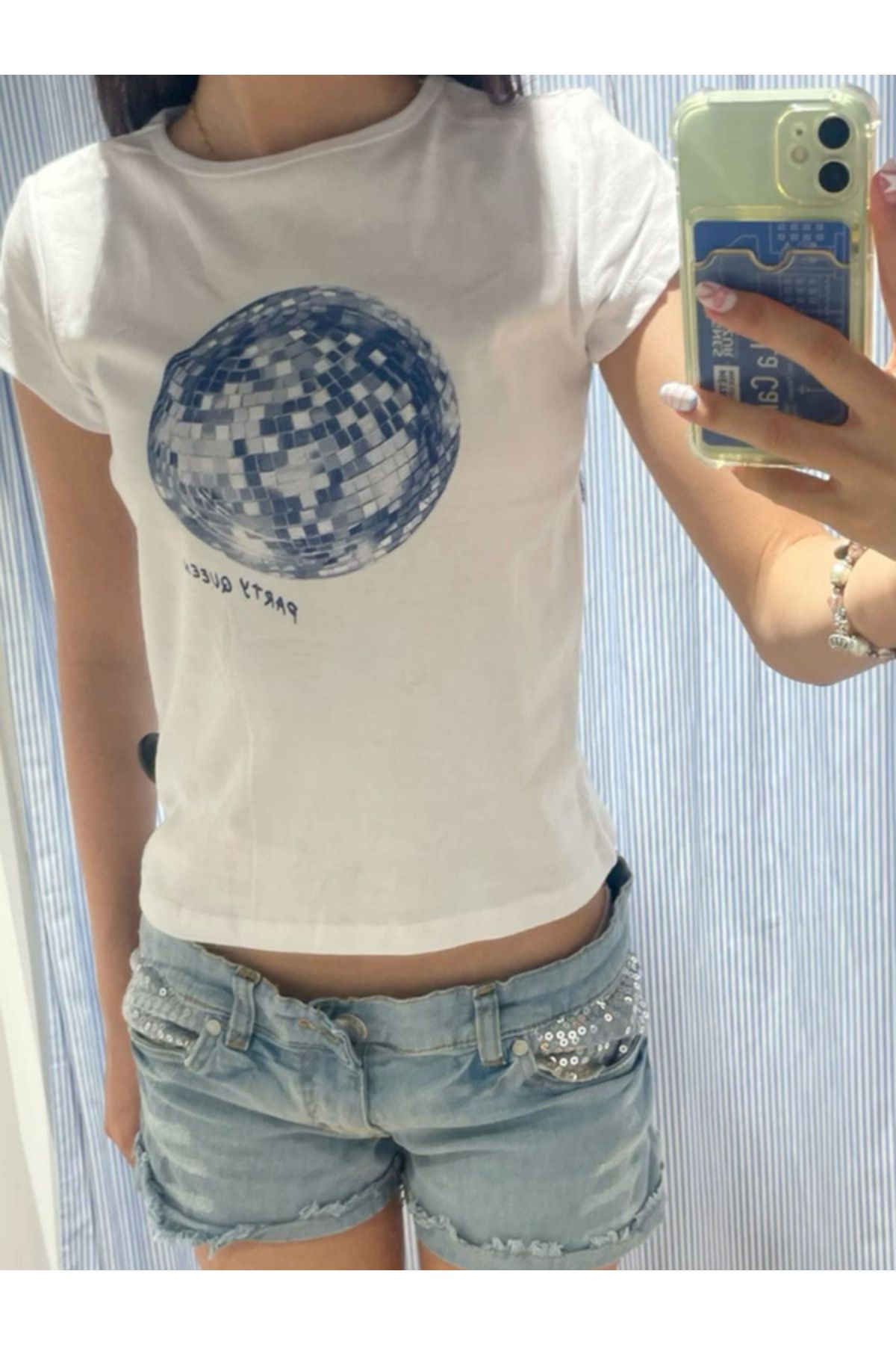 DEEFWEAR DREICH PARTY QUEEN BASKILI BEYAZ CROP