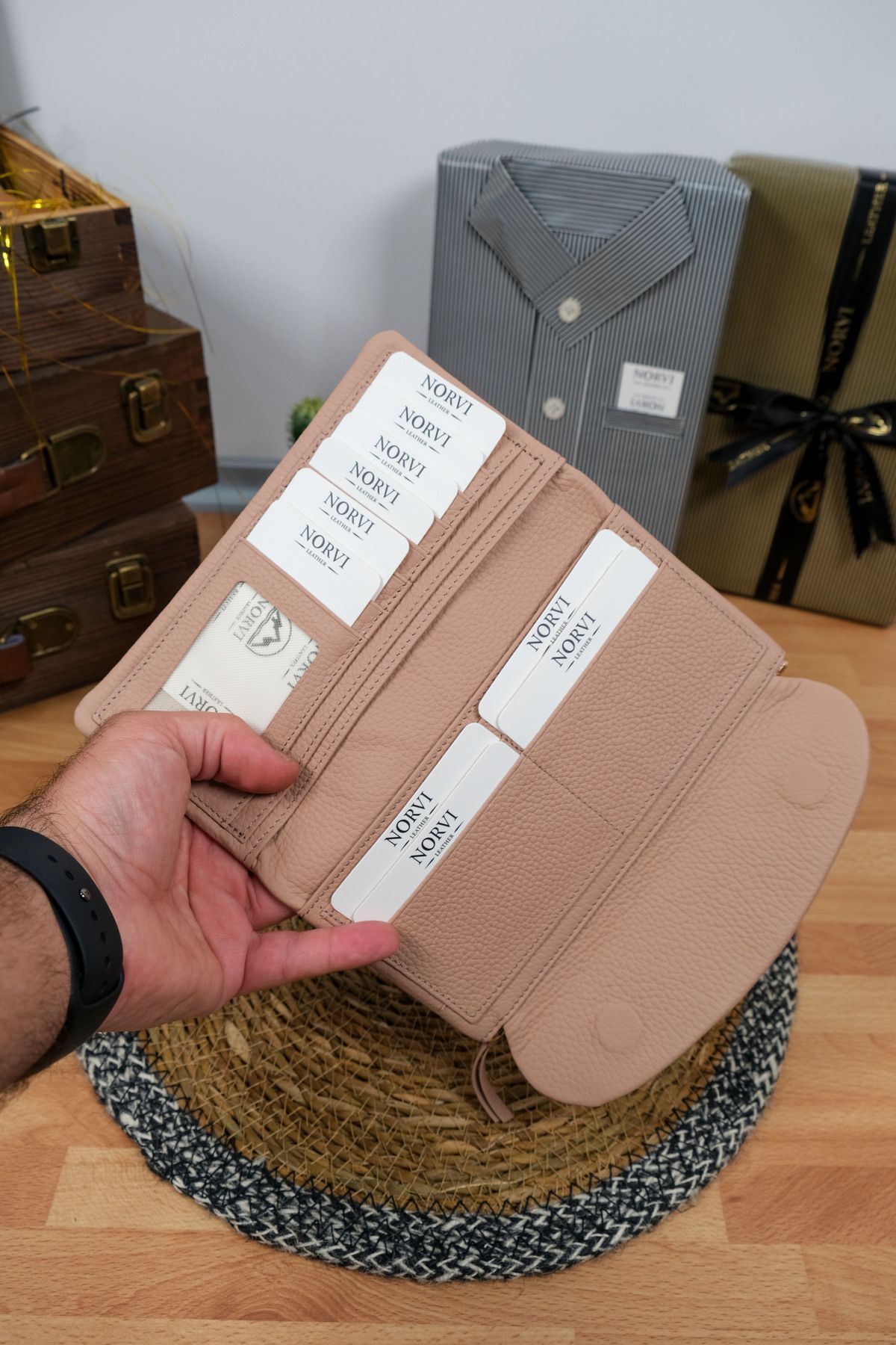 Norvi Leather Telefon Bölmeli Hakiki Deri Kadın Cüzdan Bej