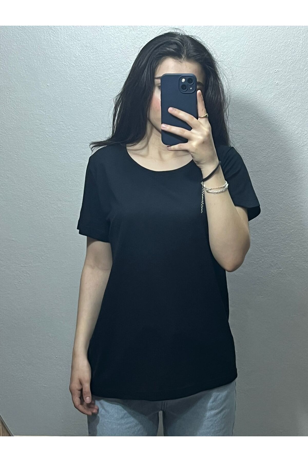 İZCİMOD Kadın Yuvarlak Yaka Düz Siyah T-Shirt