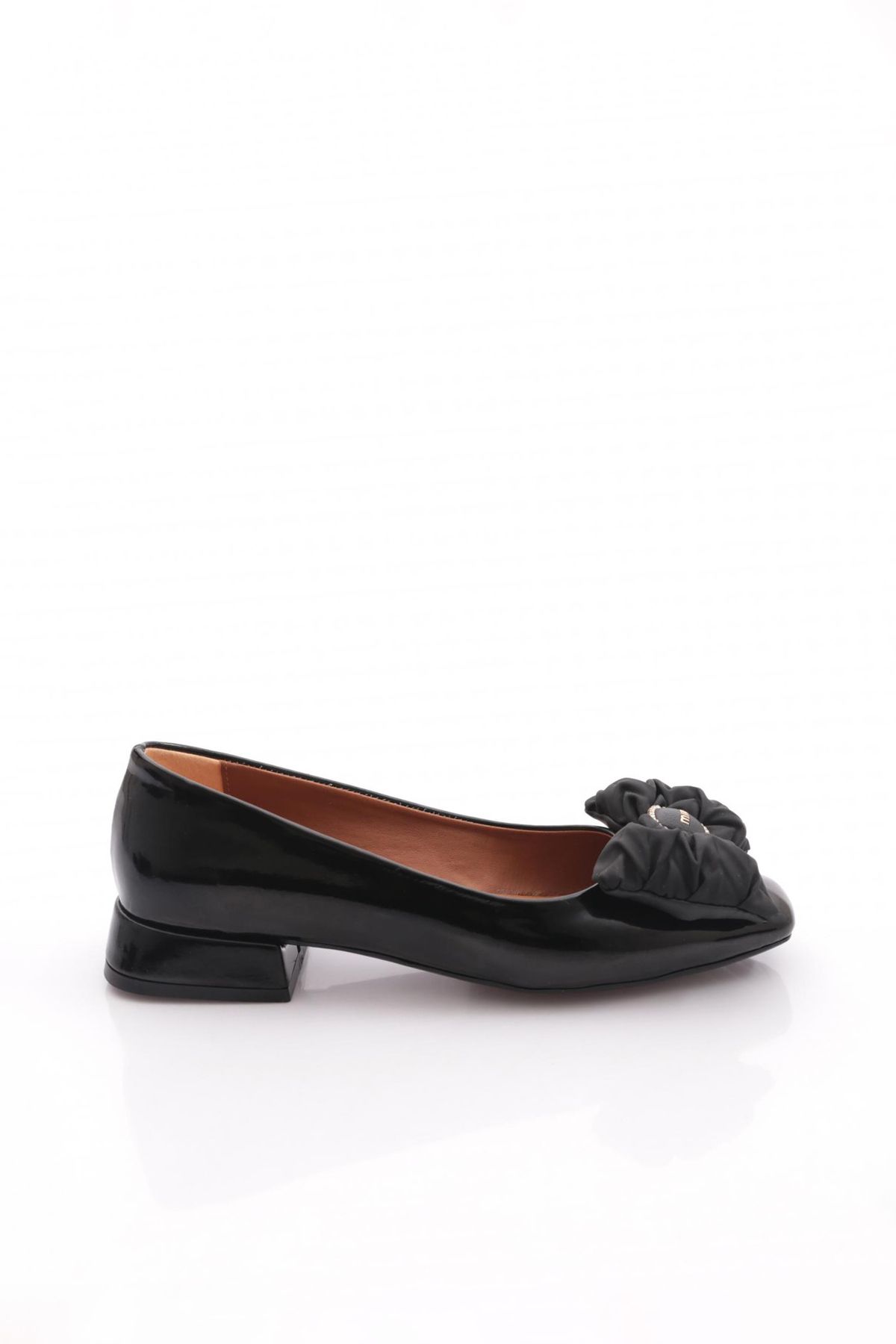 DGN 3889 Kadin Fiyonk Detayli Babet