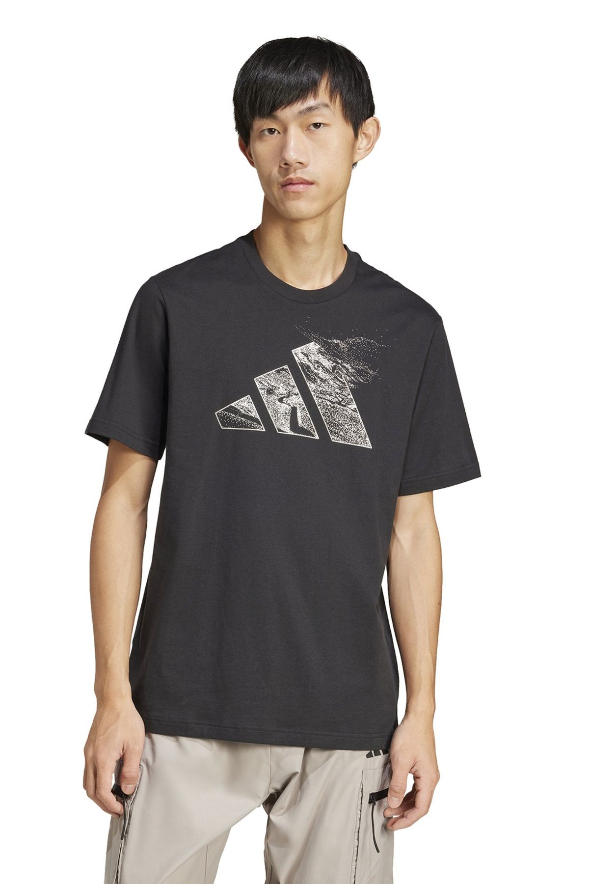 adidas M T Ce Logo T Erkek Günlük Tişört