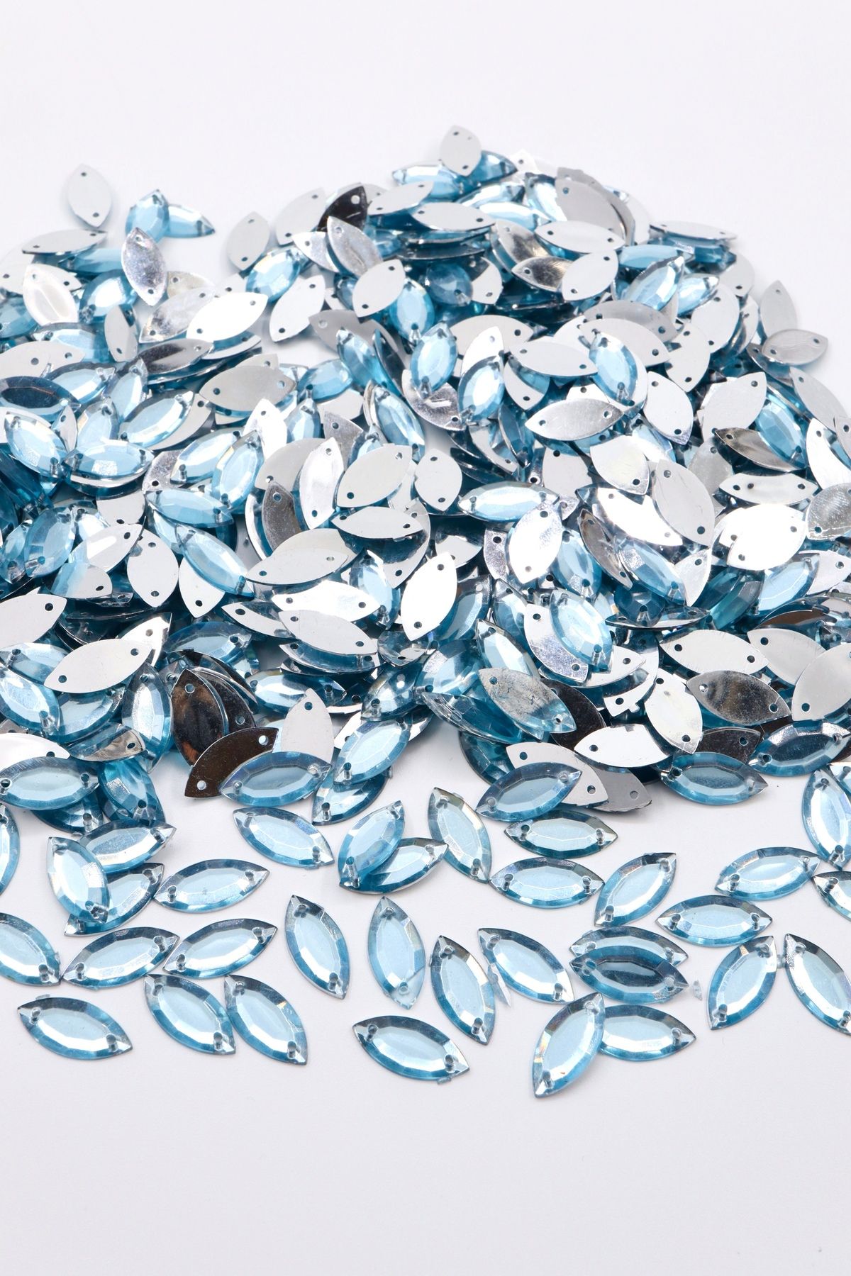 YENİCİ Mekik Plastik Dikme Taş 1000 Adet (7*14)