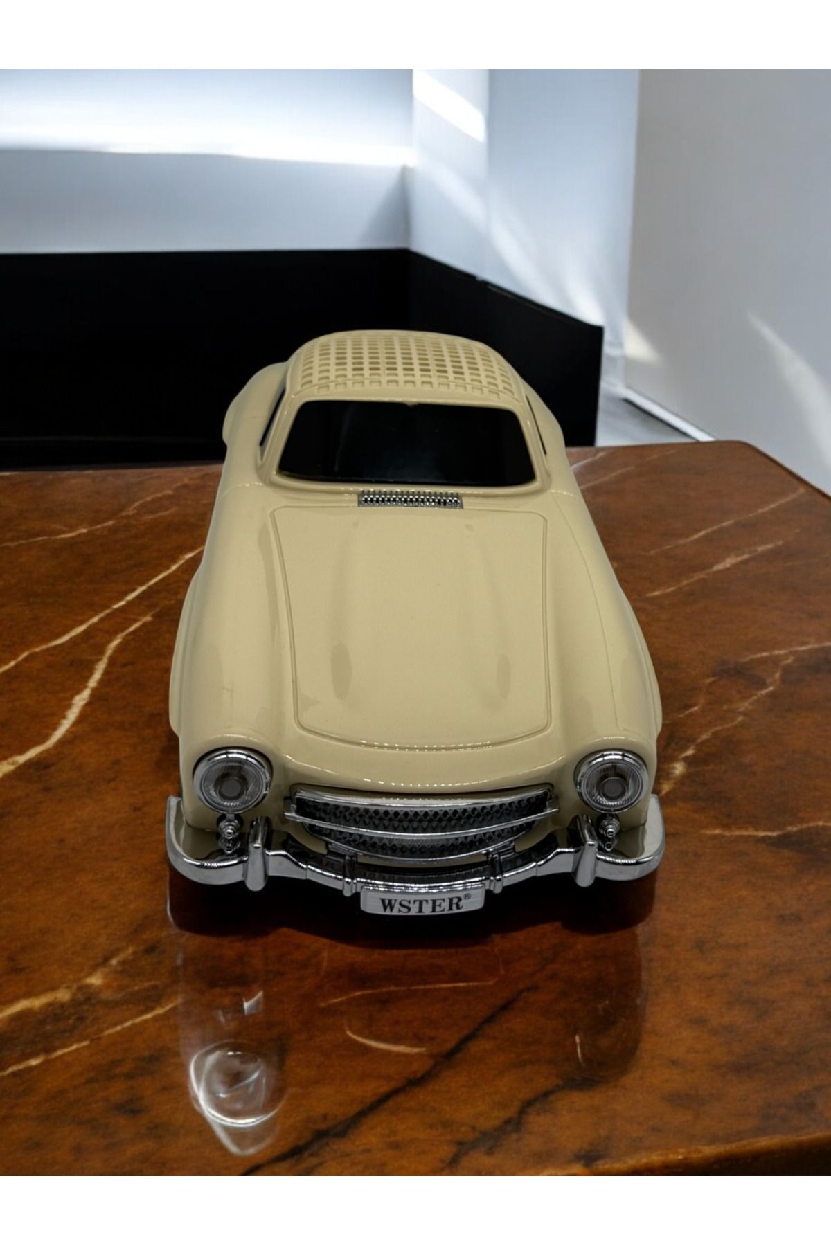 DUBİGOLD KABLOSUZ BLUETOOTH RETRO 2006 ROADSTER SUBWOOFER SES KUTUSU TAŞINABİLİR HOPARLÖR RADYO FM SPEAKER