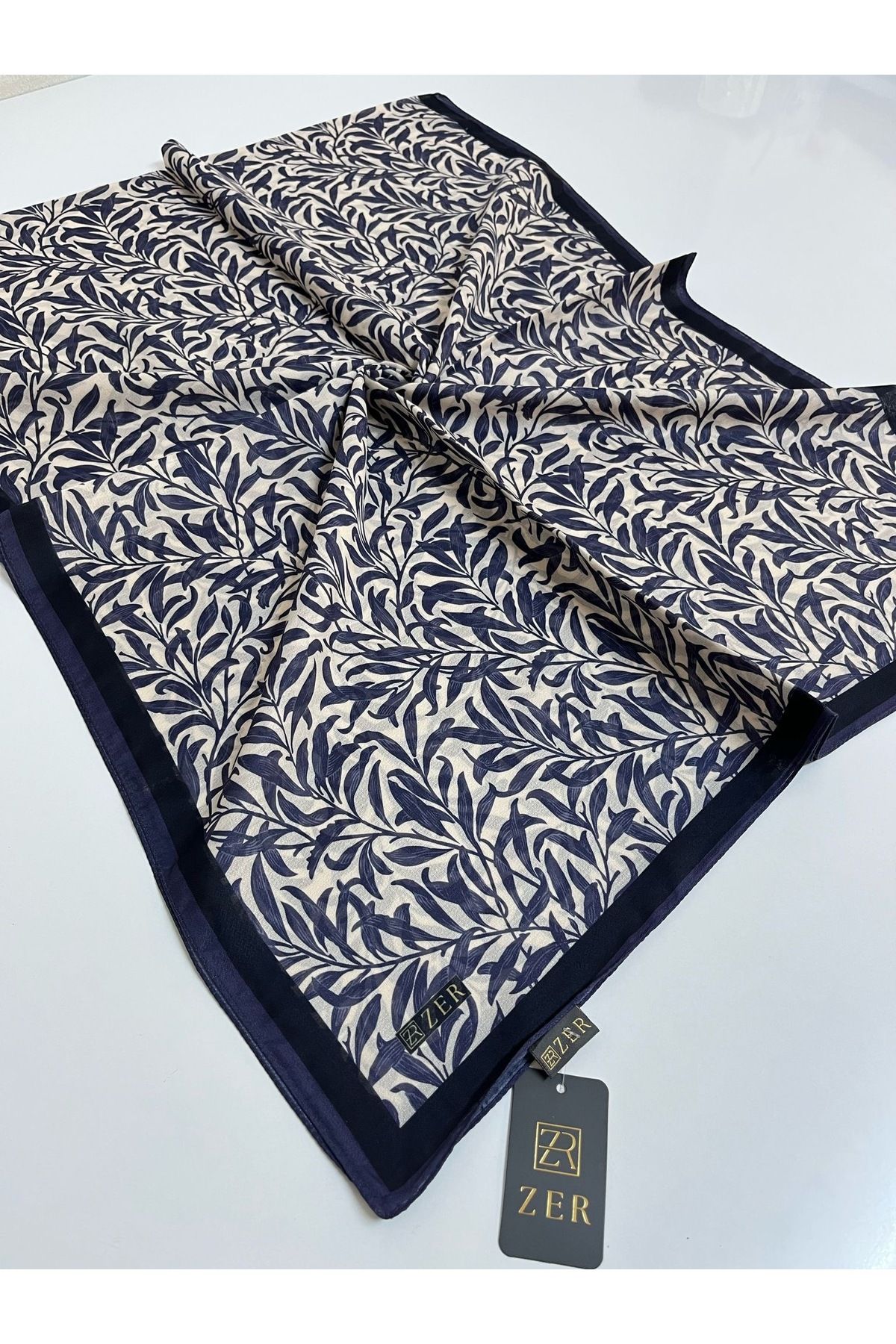 Butik Yeni Kaymayan Yaprak Desenli Soft Organik Zer Şal