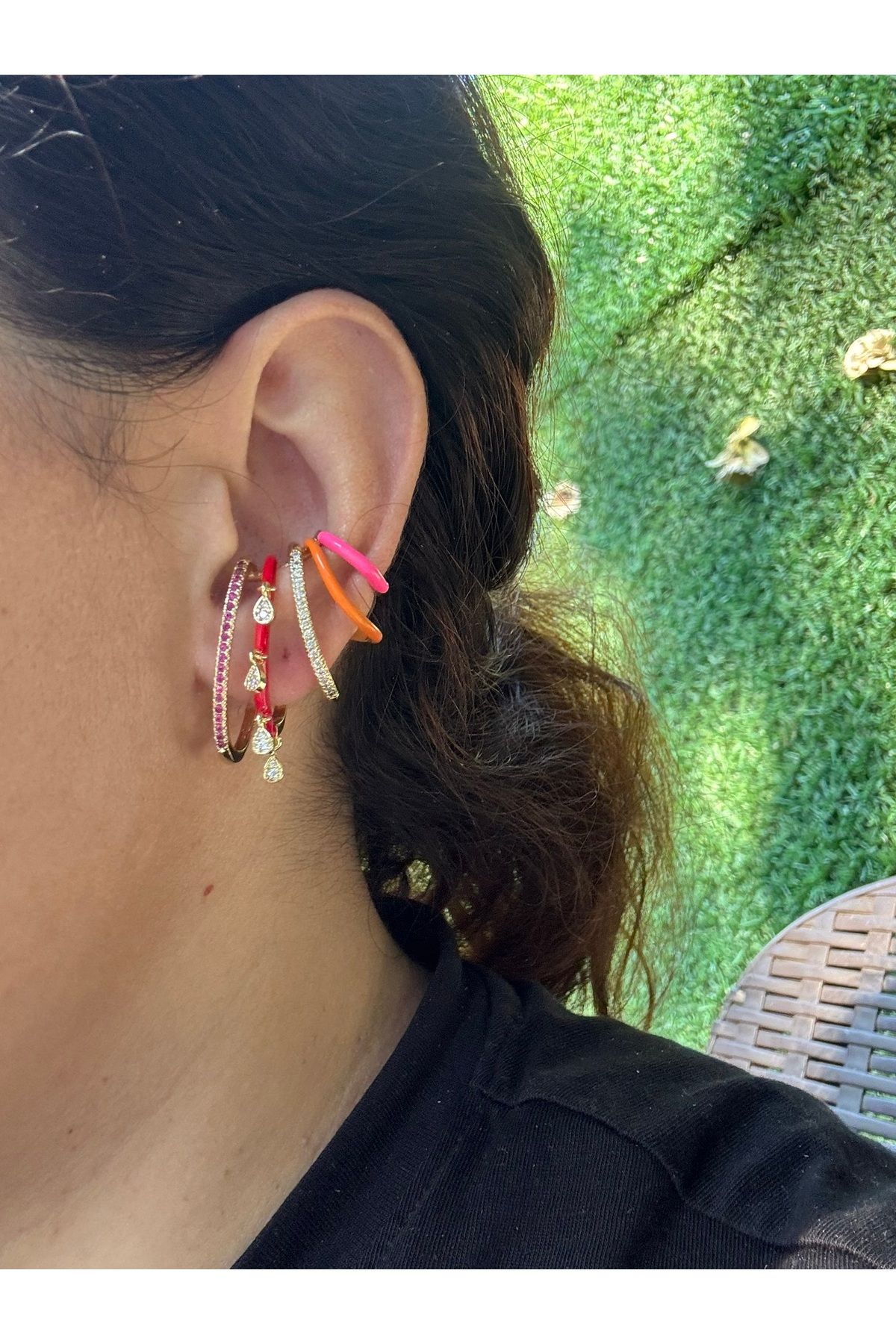 Gümüş sandık Pembe Sallantılı Taşlı Delik Gerektirmeyen Marka Model Çelik Earcuff