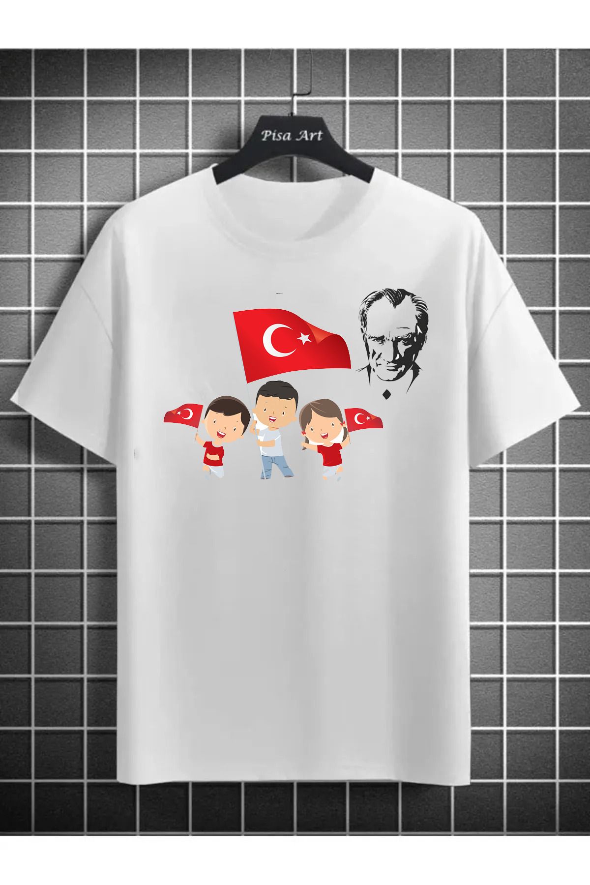Pisa Art 23 Nisan Ulusal Egemenlik ve Çocuk Bayramı Temalı Çocuk ve Yetişkin T-shirt
