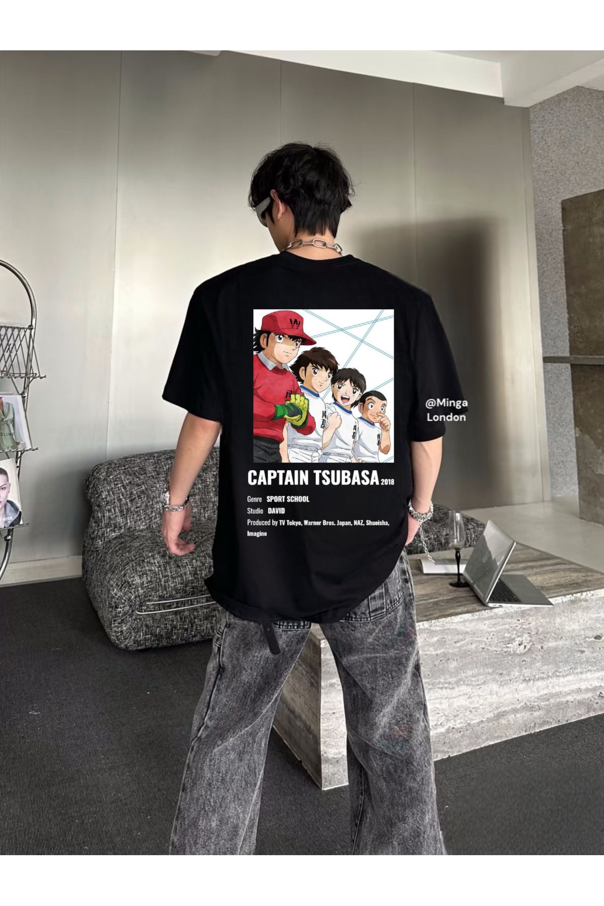 Minga London Siyah Captaın Tsubasa Sırt Baskılı Oversize Unisex T-shirt -mingalondon