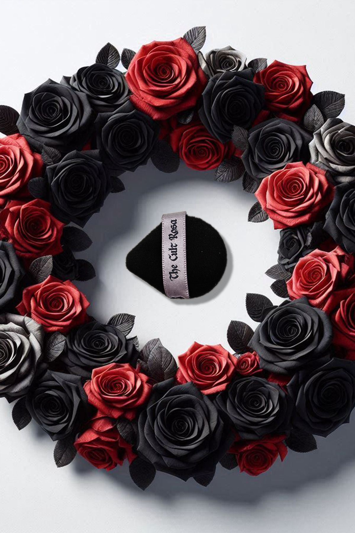 The Cult Rosa Tiara Mini Üçgen Kadife Puf - Toz Ürün Uygulama Aparatı - 1 Adet