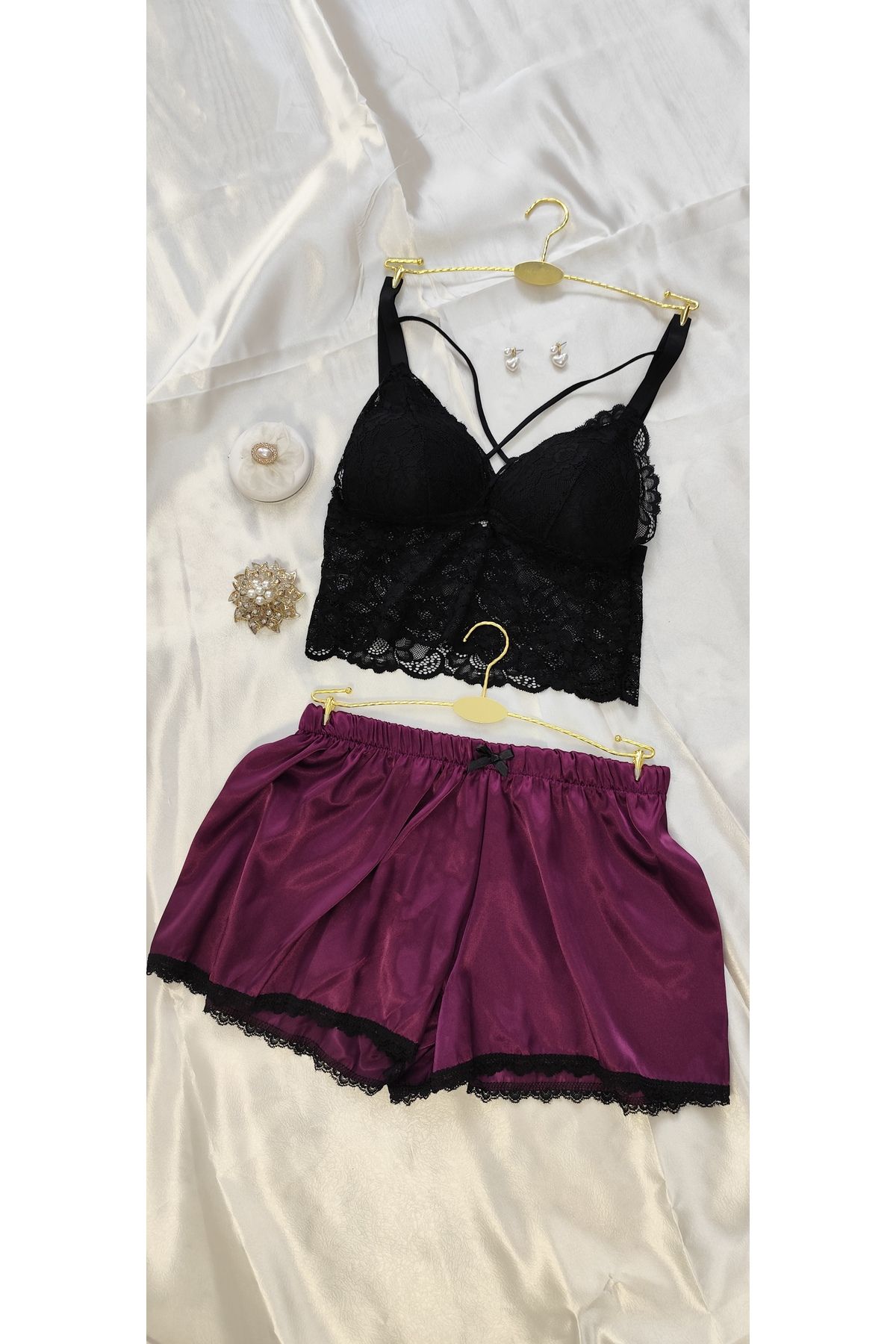 love secret Saten Şort ve Dantel Büstiyer Takım
