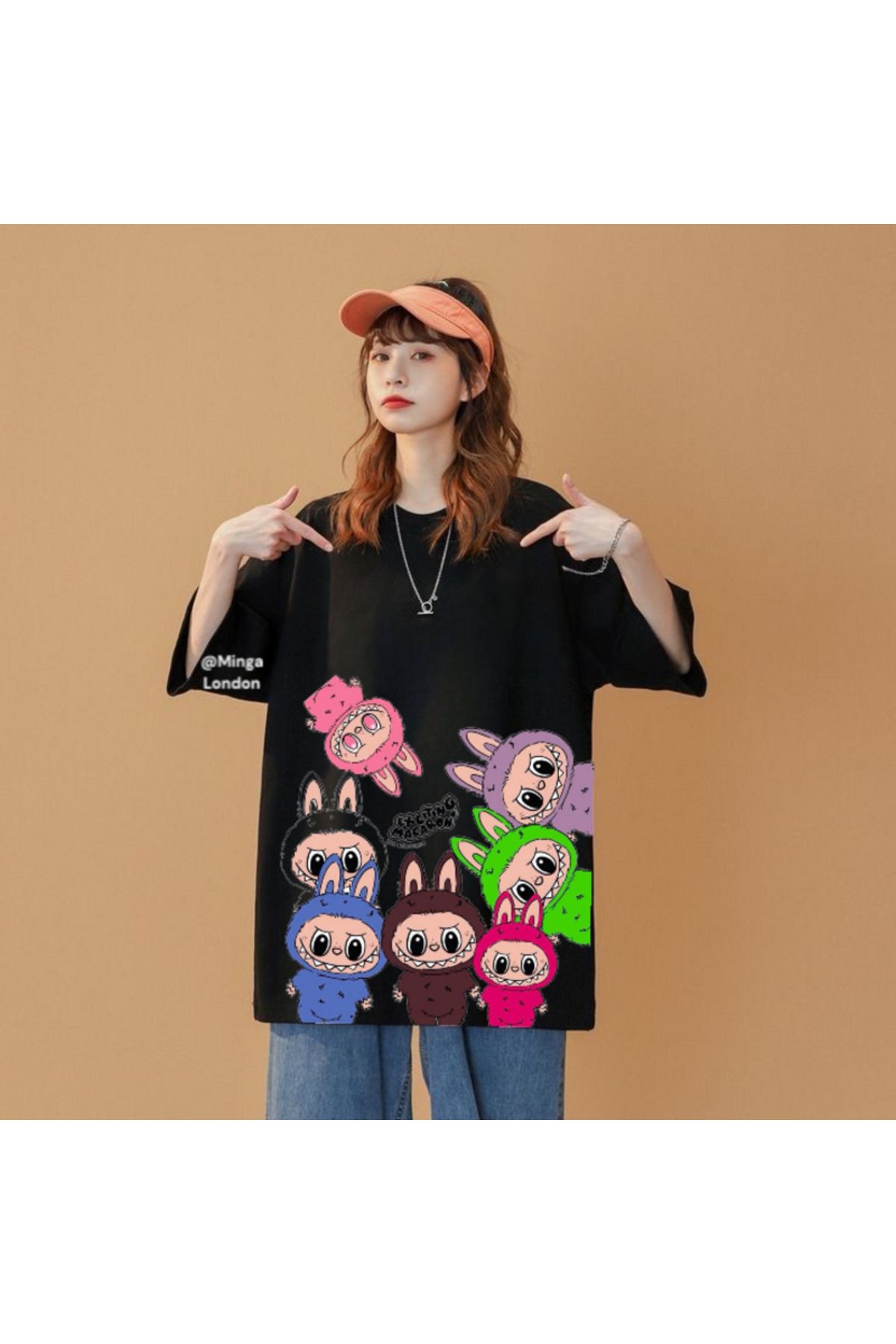 Minga London Siyah Labubu Friends Ön Baskılı Oversize Unisex T-shirt -mingalondon