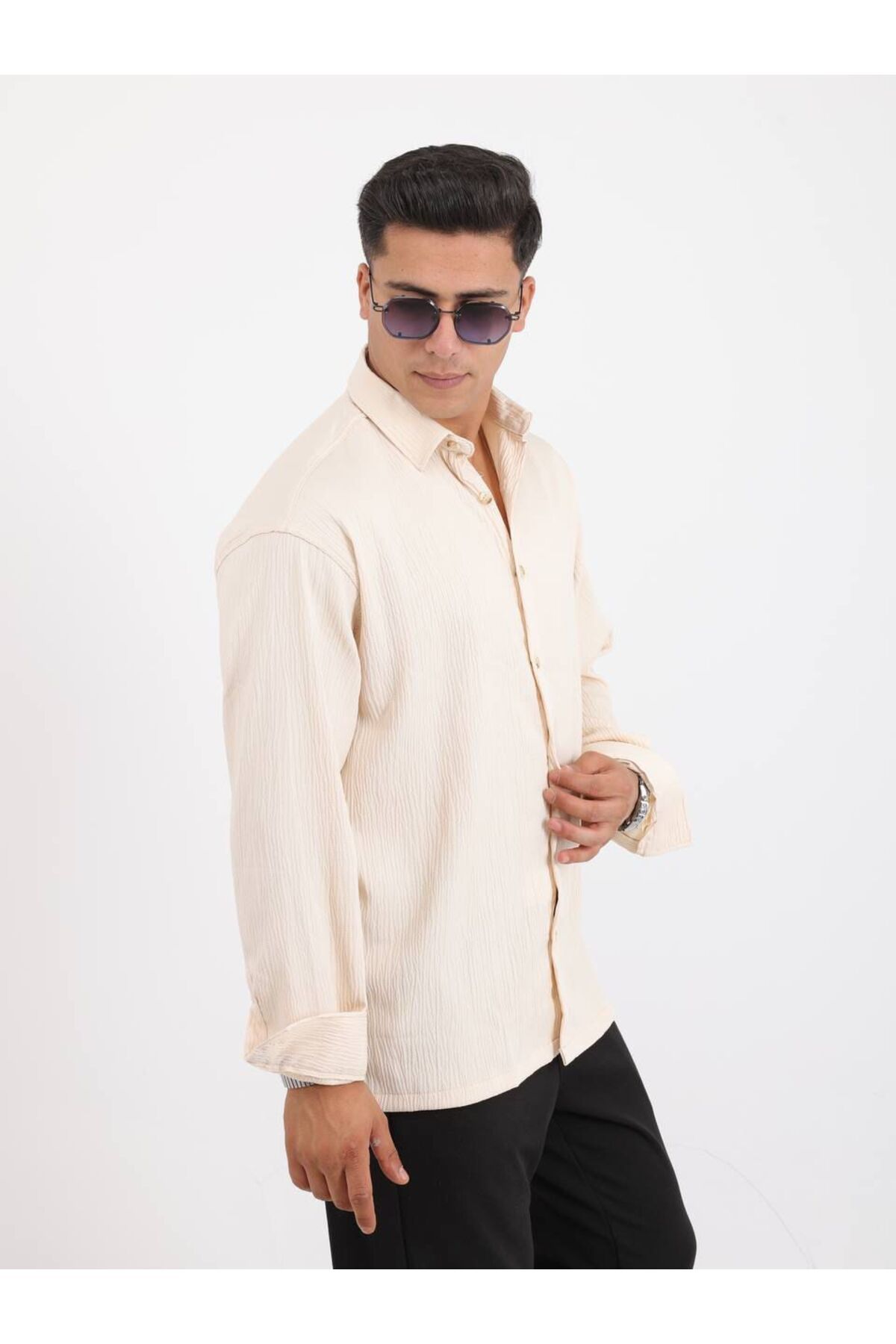 Alpha star Piliseli yırtmaçlı oversize gömlek