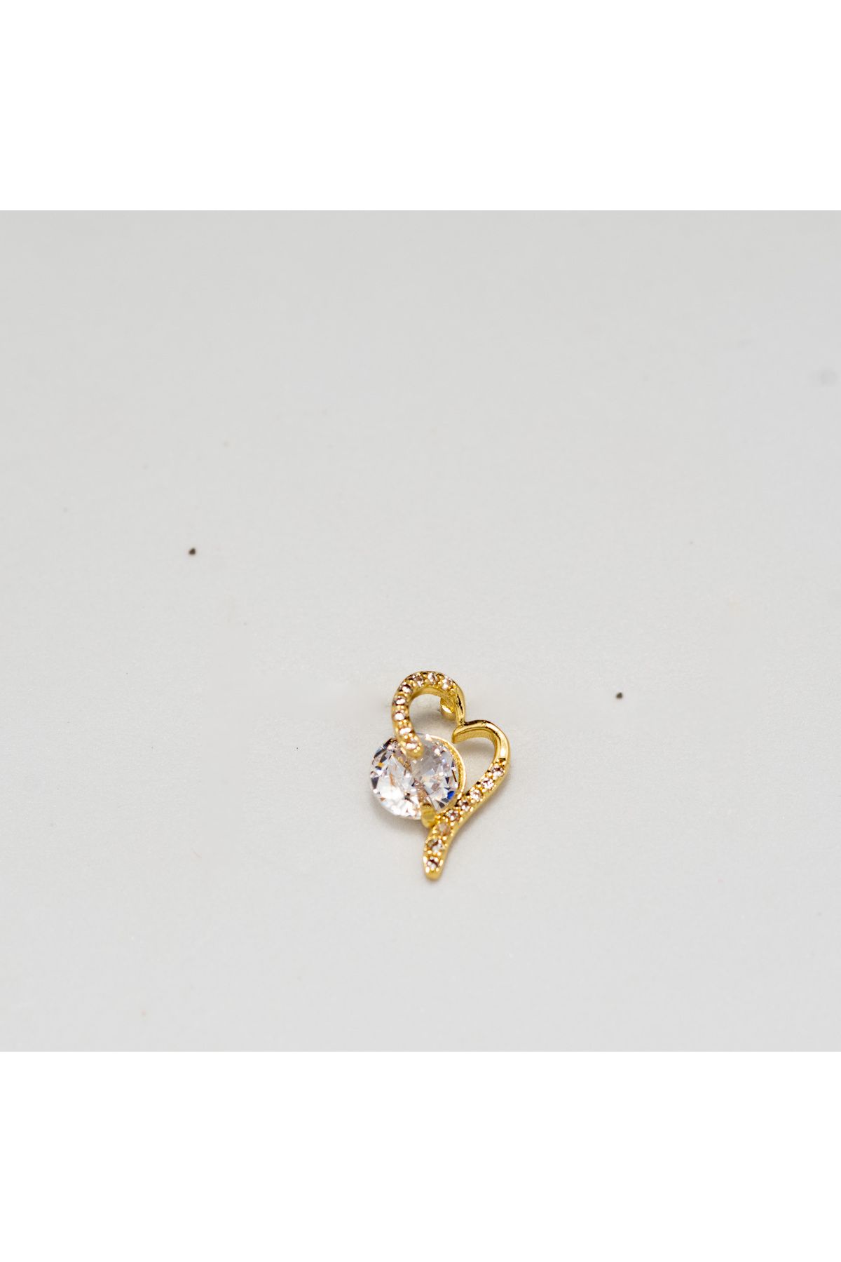 Piercing by Sever TAŞLI MODEL ÇELİK PIERCING… ALTIN/GOLD RENKLİ ve ŞEFFAF TAŞLI (TARGUS HELIX CONCH FLAT)
