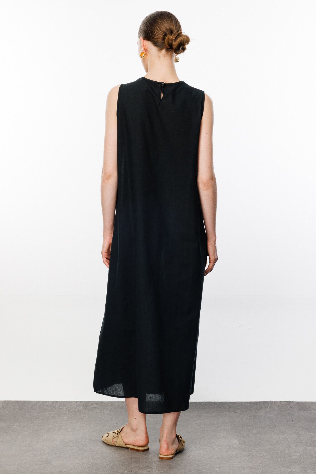 KUAD-Black Cotton Lined Dress 4