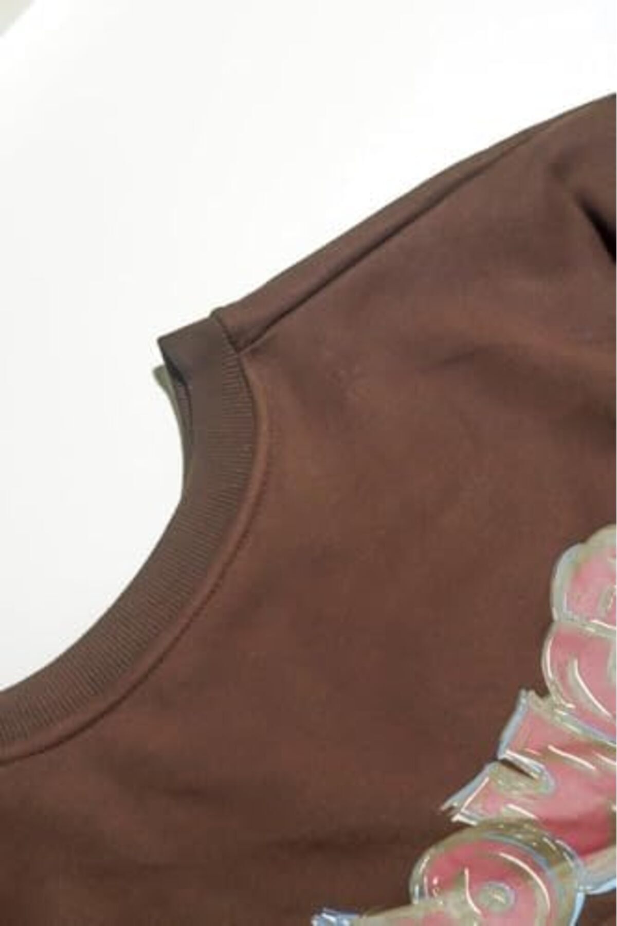 هوديس وبلوزات نسائية