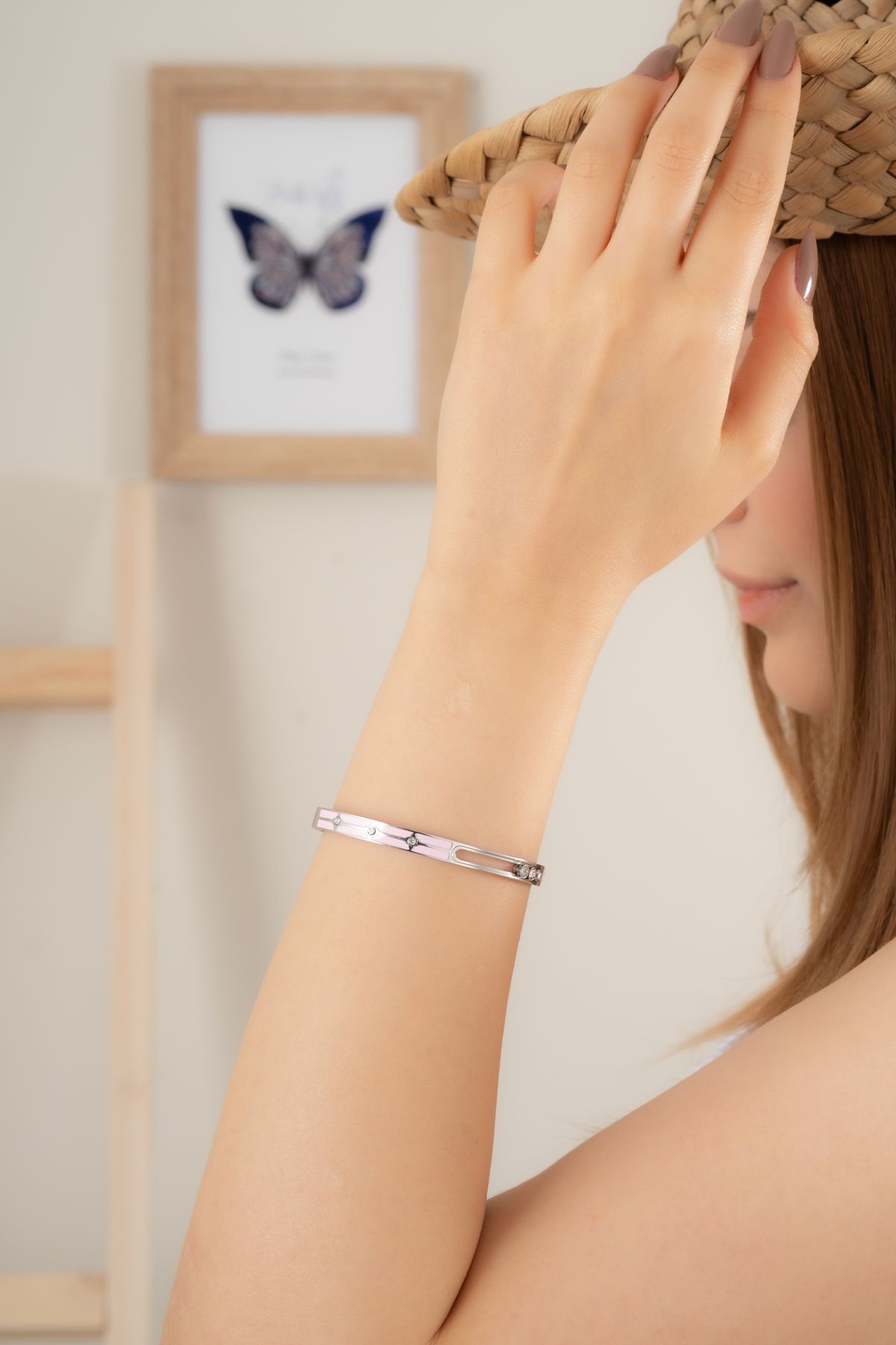 Finesa Jewelry Kadın Pembe Detaylı Taş Süslemeli Gümüş Renk Şık Bileklik