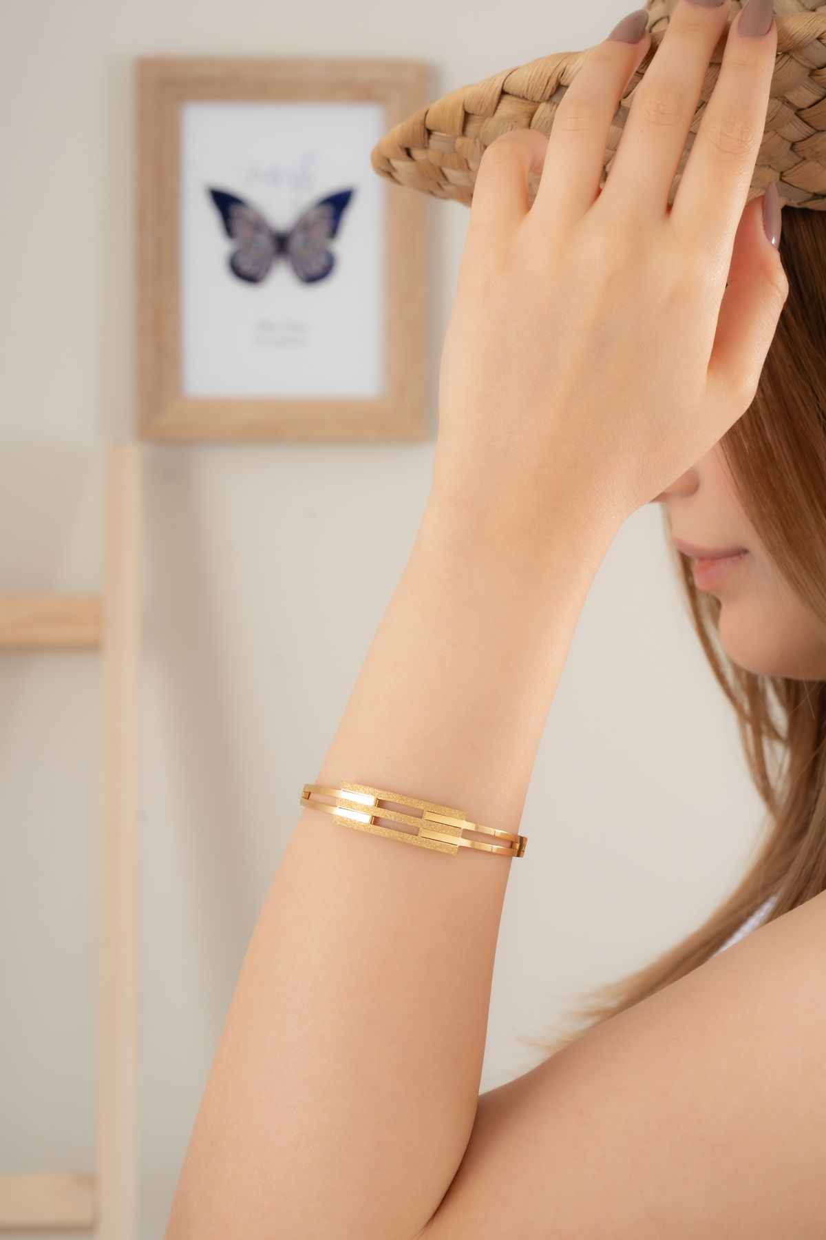 Finesa Jewelry Kadın Altın Sarısı Geometrik Desenli Modern Bileklik