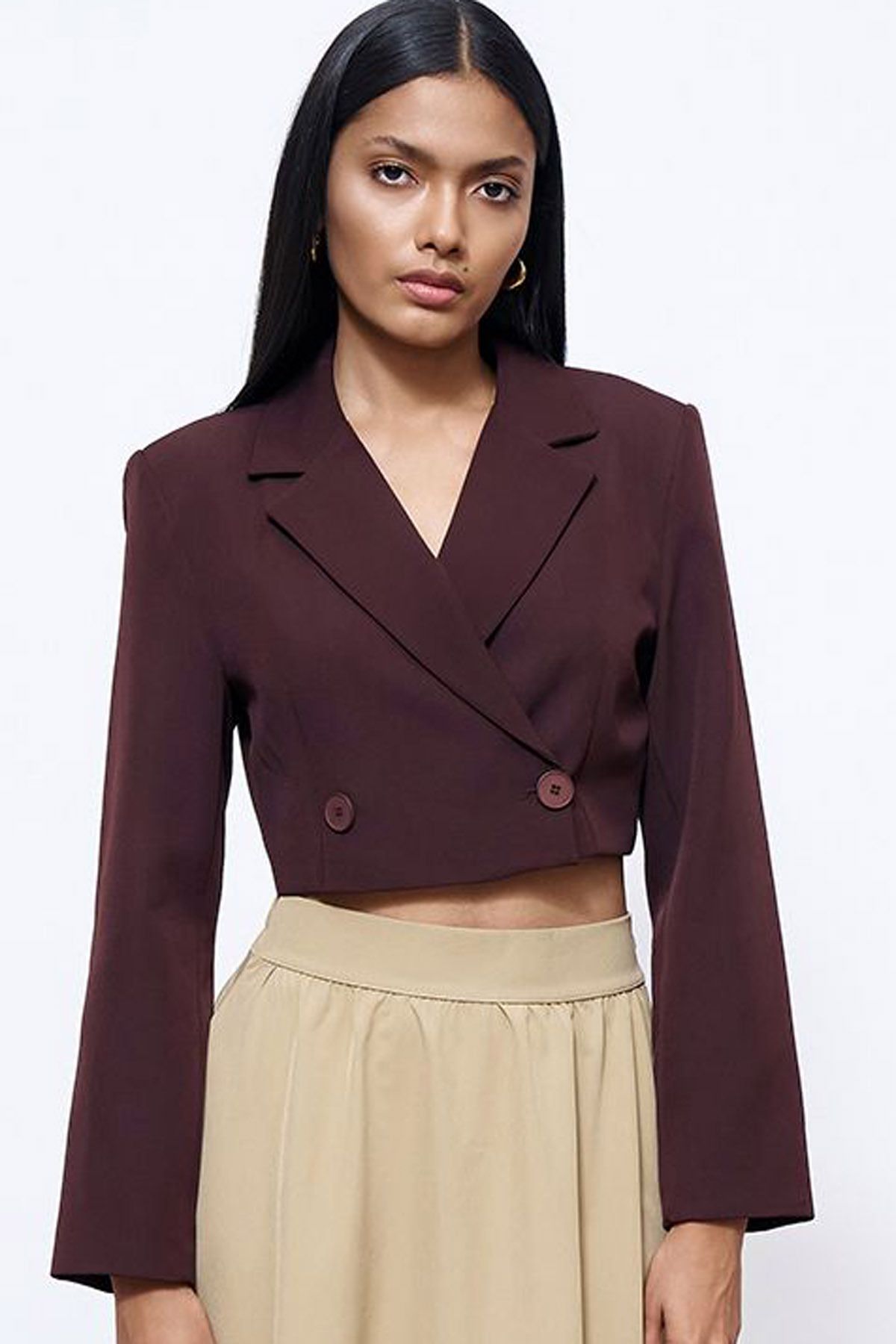 CoolLook Ceket Yaka Uzun Kol Kruvaze Düğme Kapamalı Uzun Kollu Tarz Astarlı ve Vatkalı Kısa Casual Ceket