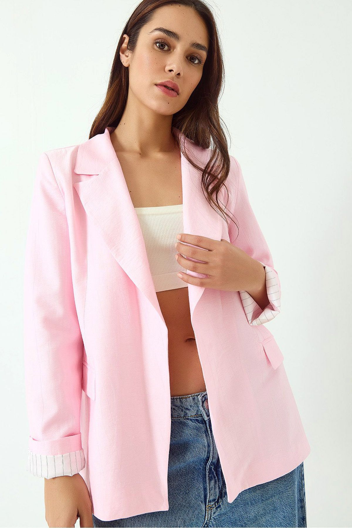 Ottawe Regular Fit Rahat Ceket Yakalı Uzun Kol Kapaklı Cepli Vatkalı Düğmesiz Tarz Casual Çilek Kumaş Ceket