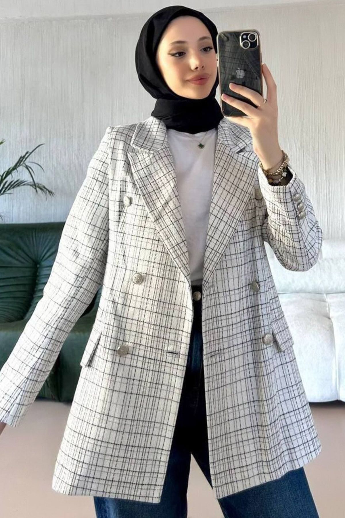 Ottawe Regular Fit Ceket Yakalı Uzun Kollu Çift Cepli Omzu Vatkalı Düğmeli Şanel Kumaş Tarz Casual Ceket