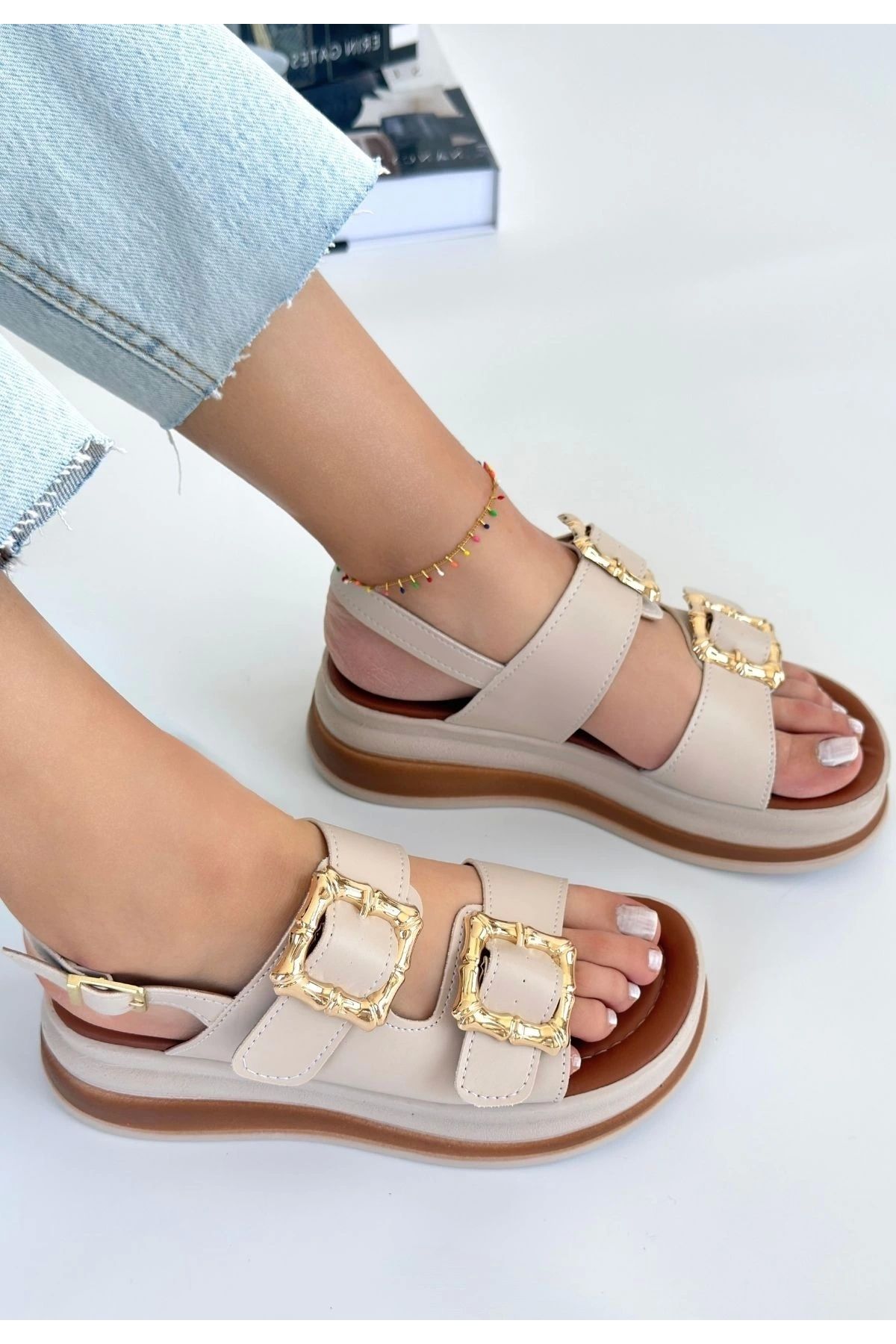HACESHOP Stan Bej Cilt Sandalet