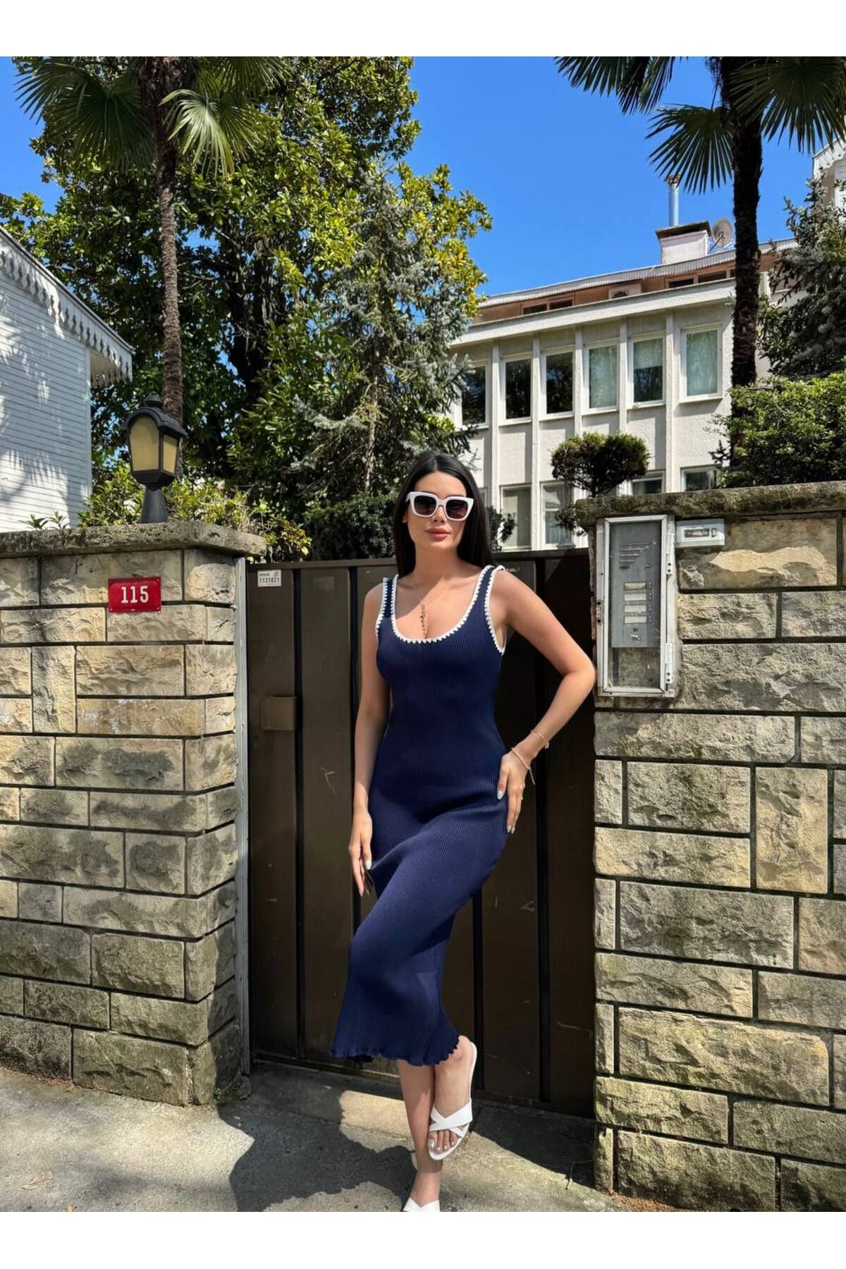 Abalı Yeni Model--yumuşak triko, Kare yaka Kalem Elbise