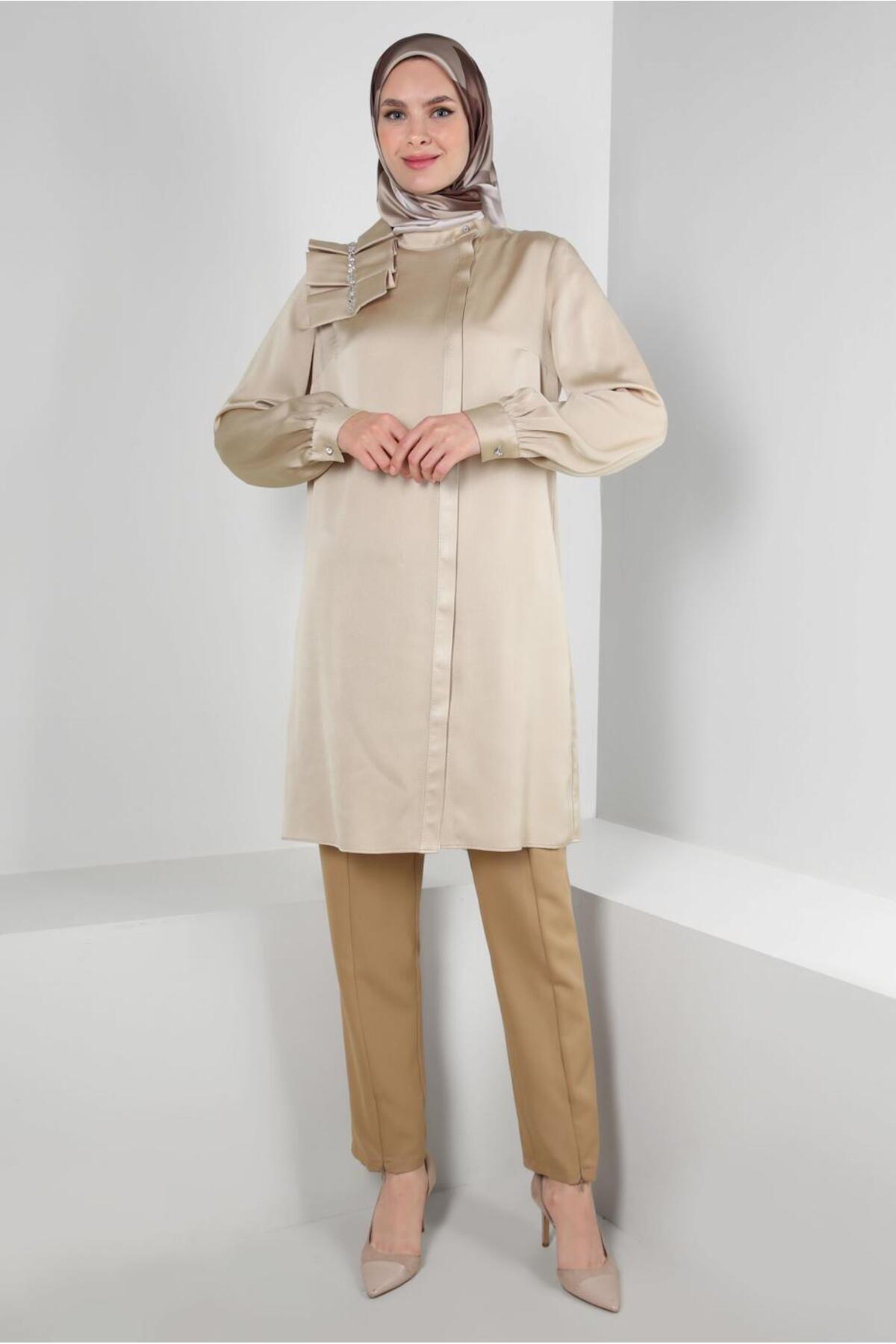 آلوینا تونیک ساتن طرح سنگ دوزی شده چین‌دار کد ۴۳۸۳۸