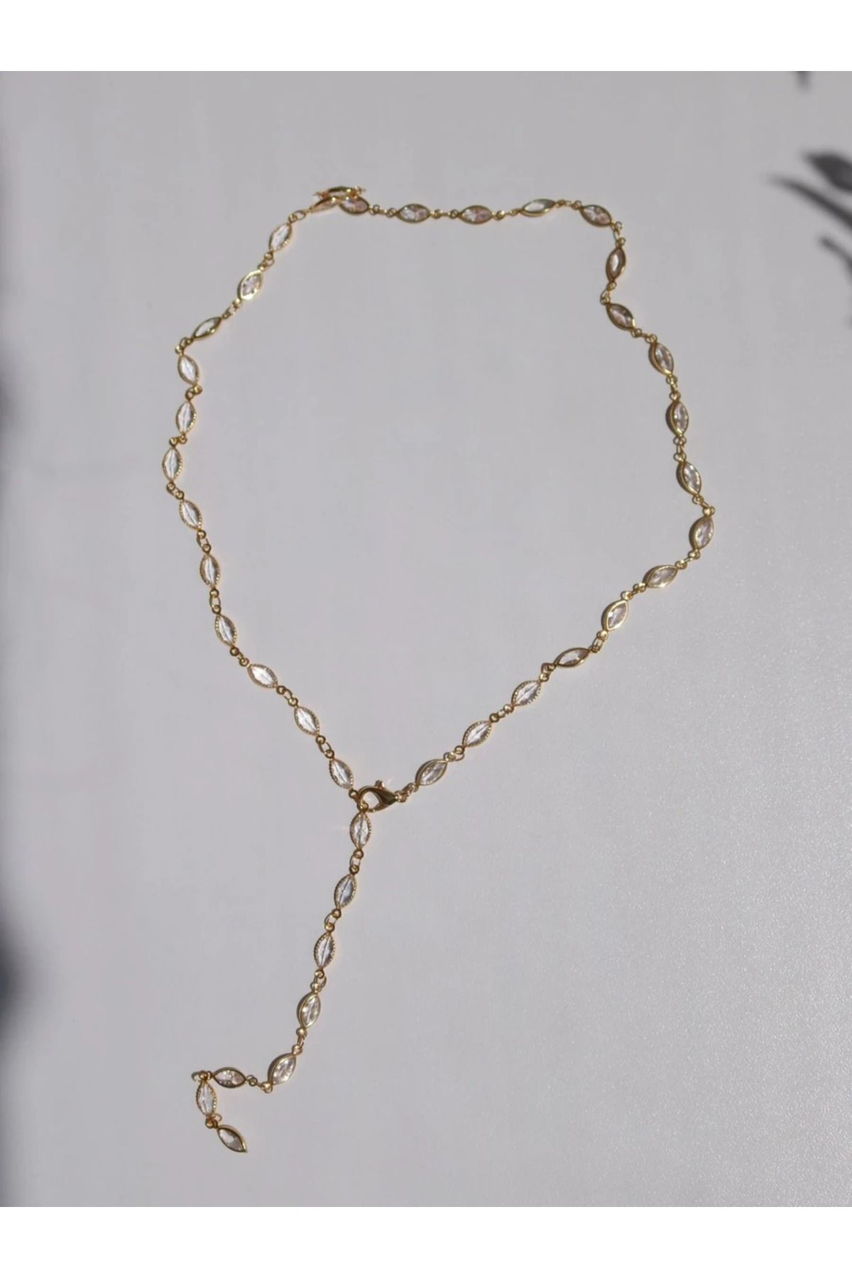 Reorah Collection Oval White Y Kolye-Zirkon Taşlı Su Damlası Y Kolye