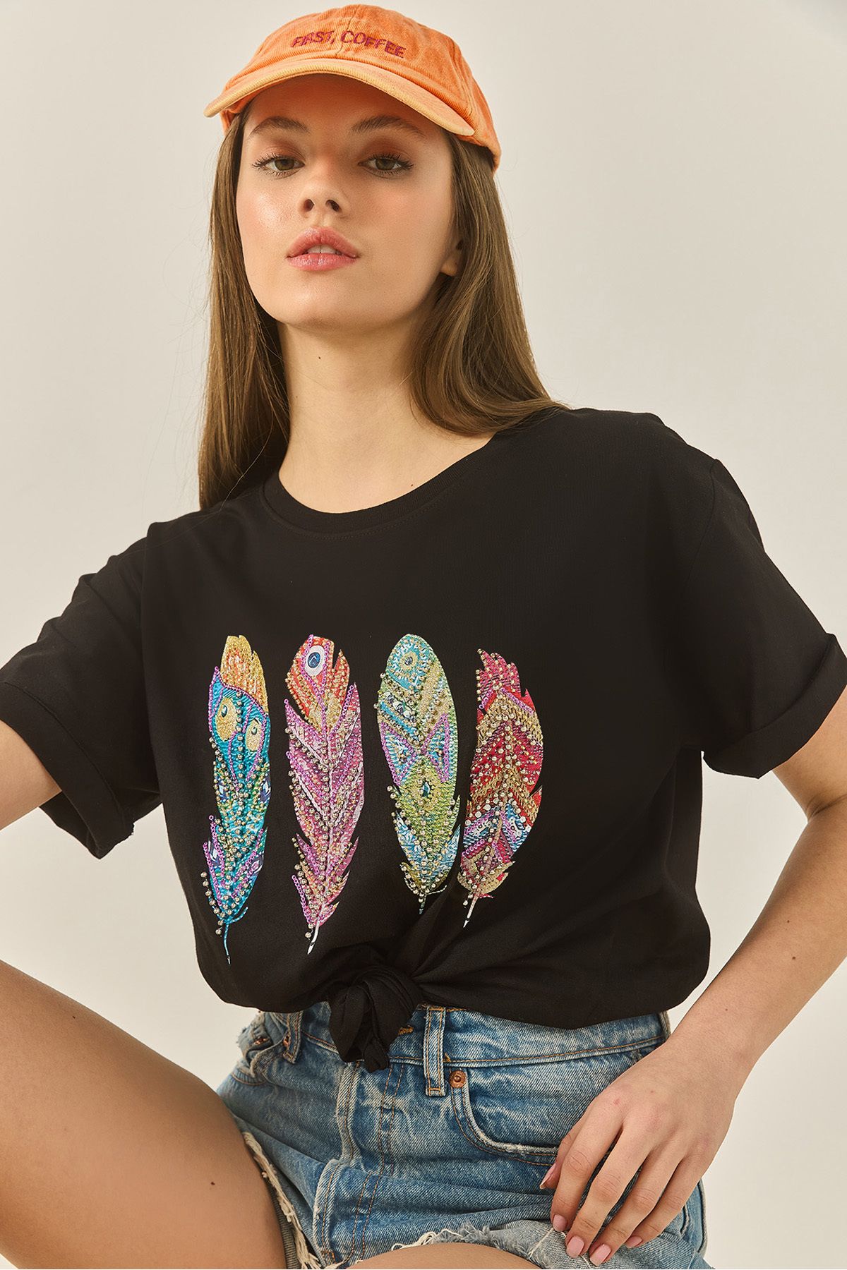 Bianco Lucci Kadın Bisiklet Yaka Tüy Desen Boncuk İşlemeli Oversize Pamuklu T-Shirt 1820 60283285